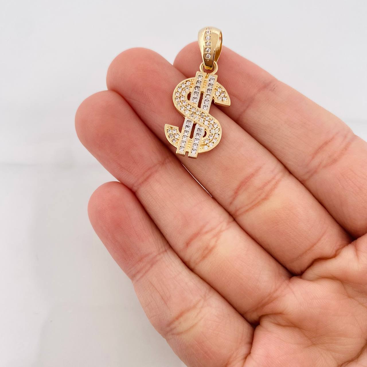 Dije Signo Peso 3.2g / 3cm Oro Amarillo 18K