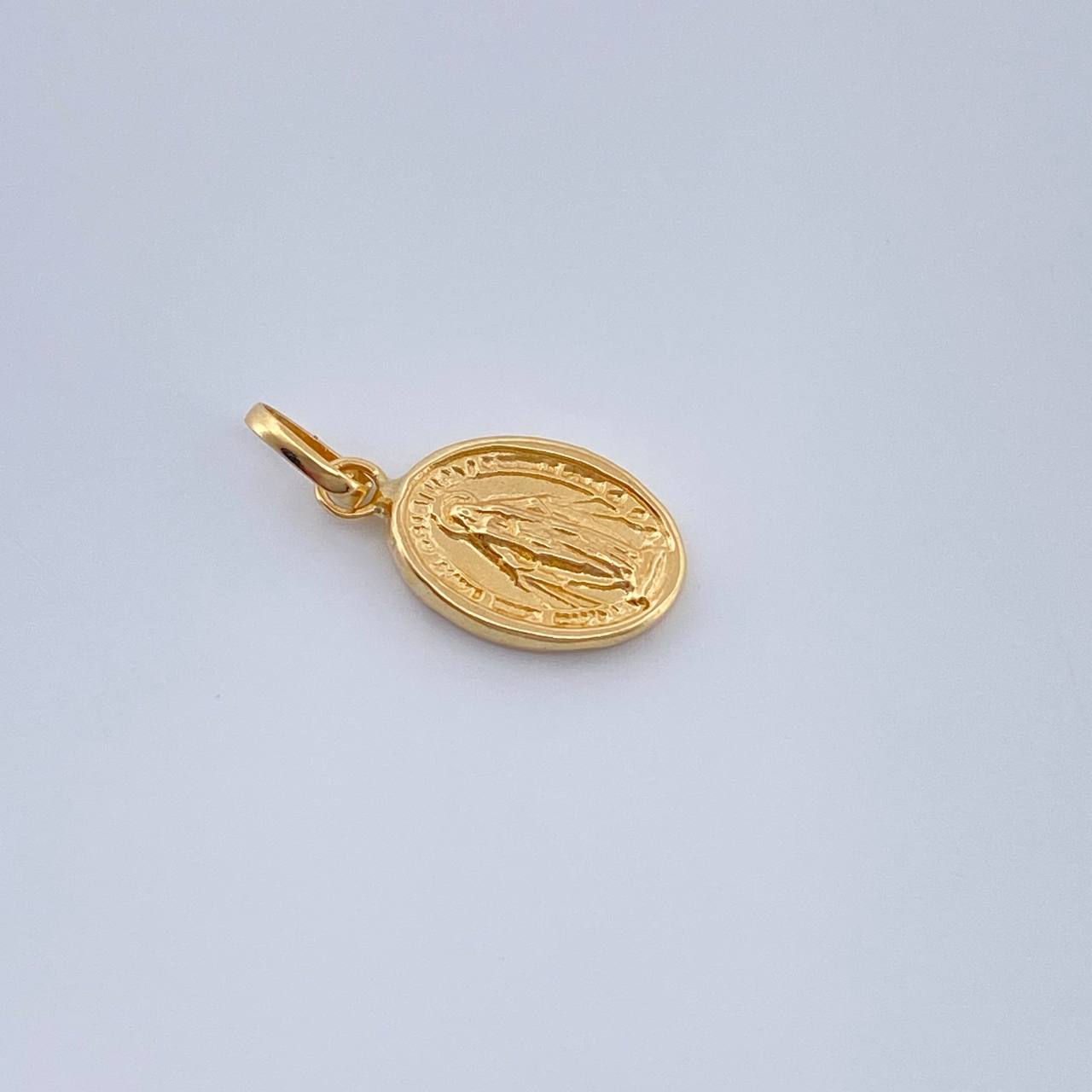 Dije Virgen Del Carmen 0.35gr / 1.6cm-Oro Amarillo 18K $
