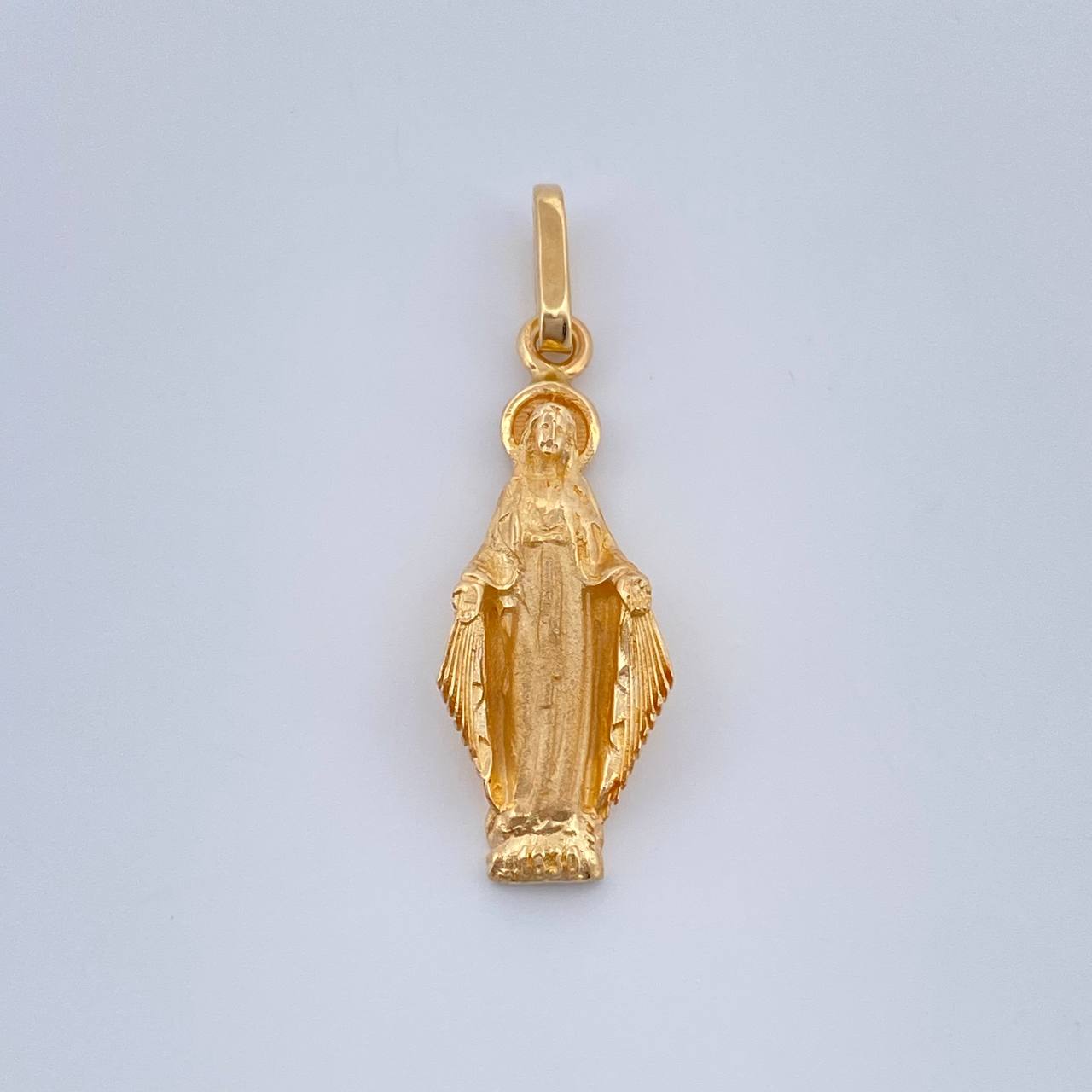 Dije Vigen Milagrosa 2.25gr / 2.8cm-Oro Amarillo 18K $