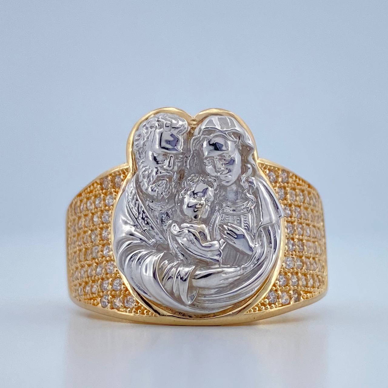 Anillo Sagrada Familia 9.45gr / T9 1/4 / Dos Oros Amarillo Blanco 18K $
