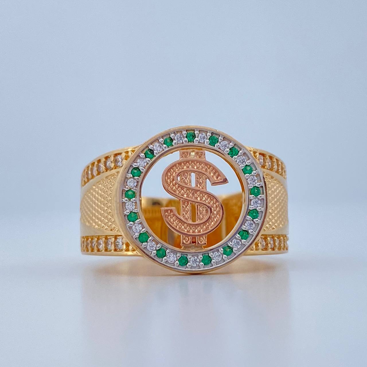 Anillo Signo Peso 9.1gr / T10 1/2 / Tres Oros 18K $