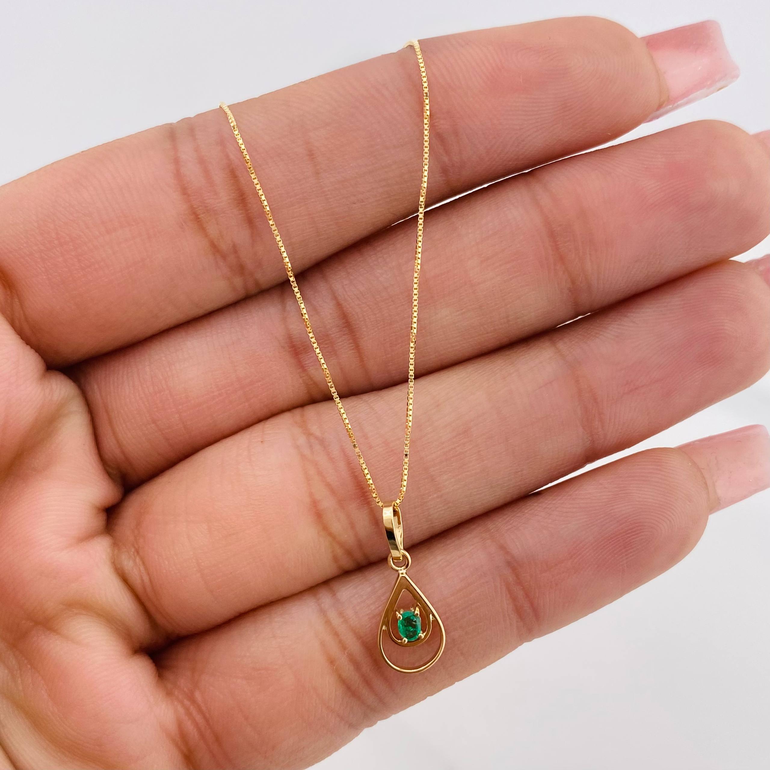 Set Cadena Veneciana + Dije Doble Lagrima Esmeralda 0.05pts / 1.5g / 40.05cm Oro Amarillo 18K