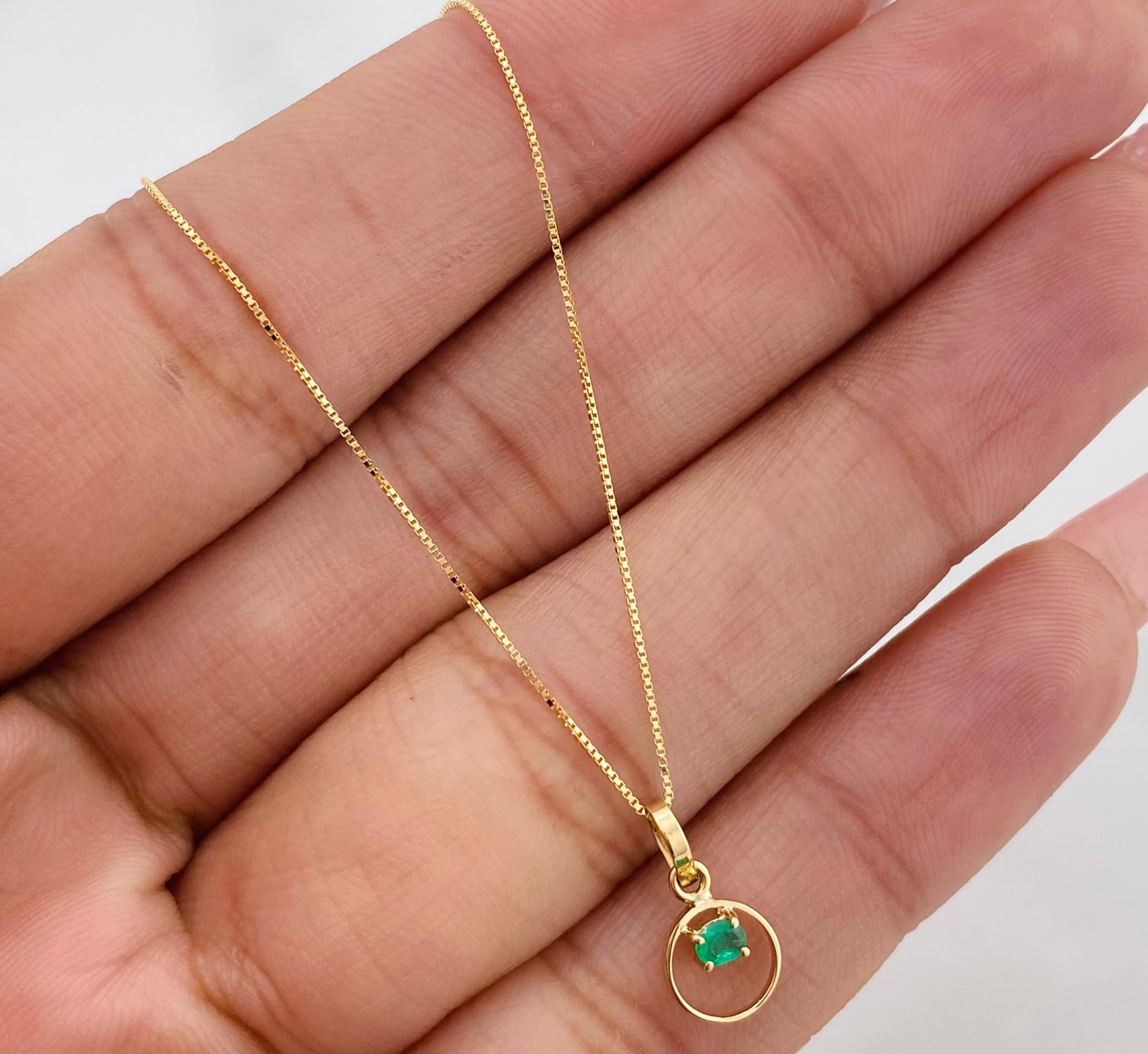 Set Cadena Veneciana + Dije Circular Esmeralda 0.05pts / 1.35g / 40.05cm Oro Amarillo 18K