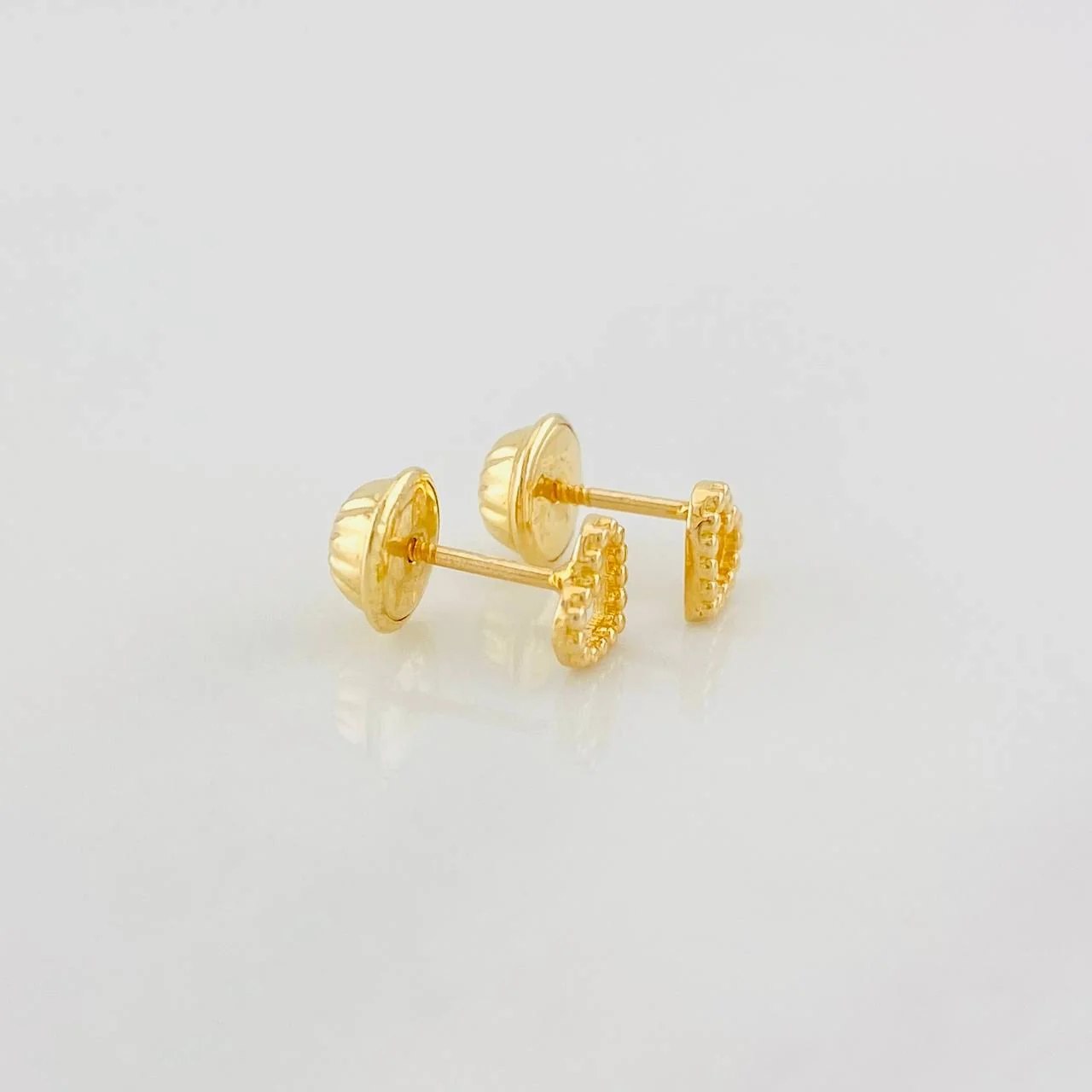 Topos Silueta Corazon 0.55g / 5mm Oro Amarillo 18K