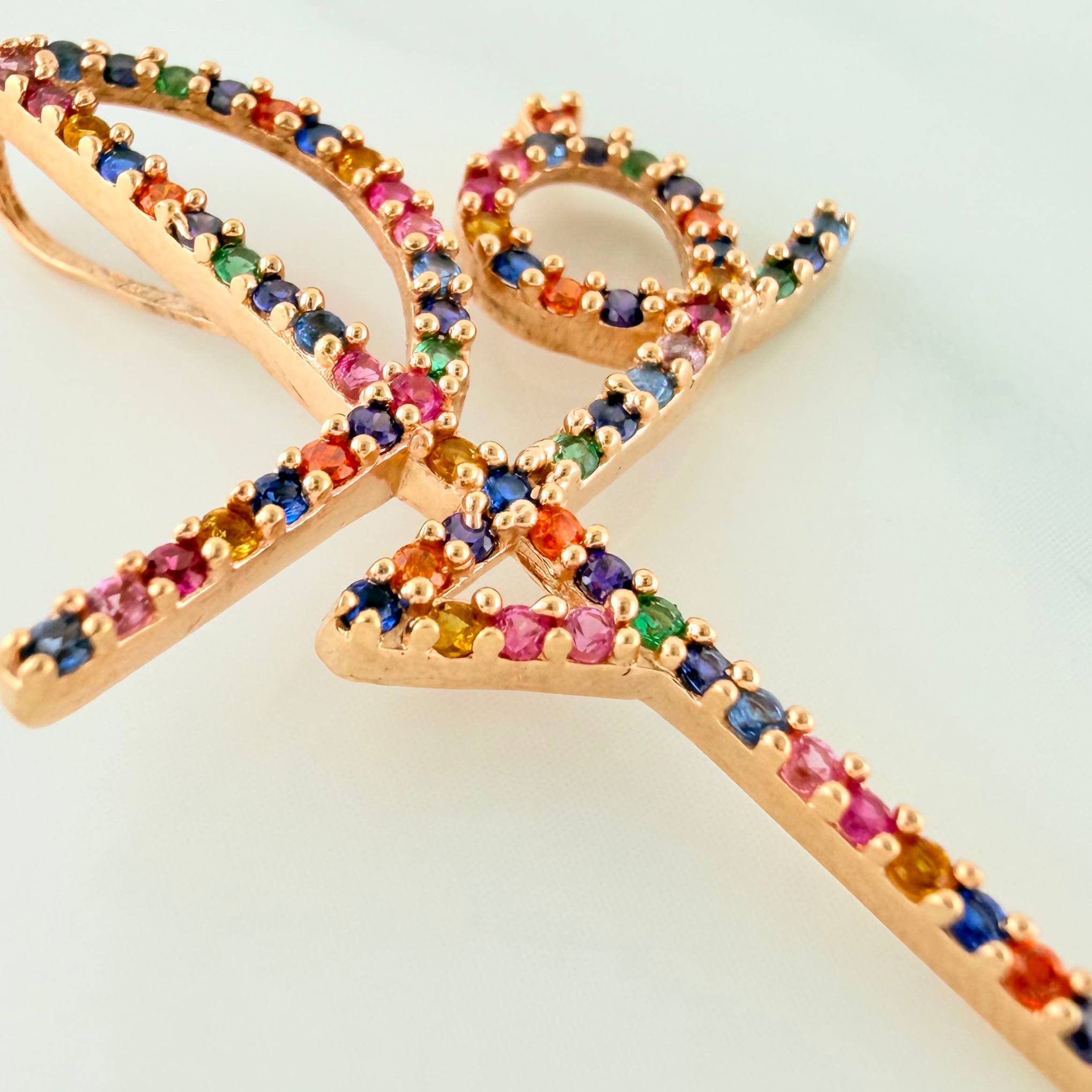 Dije Fe 2.9 g / 4 cm Oro Rosa 18K