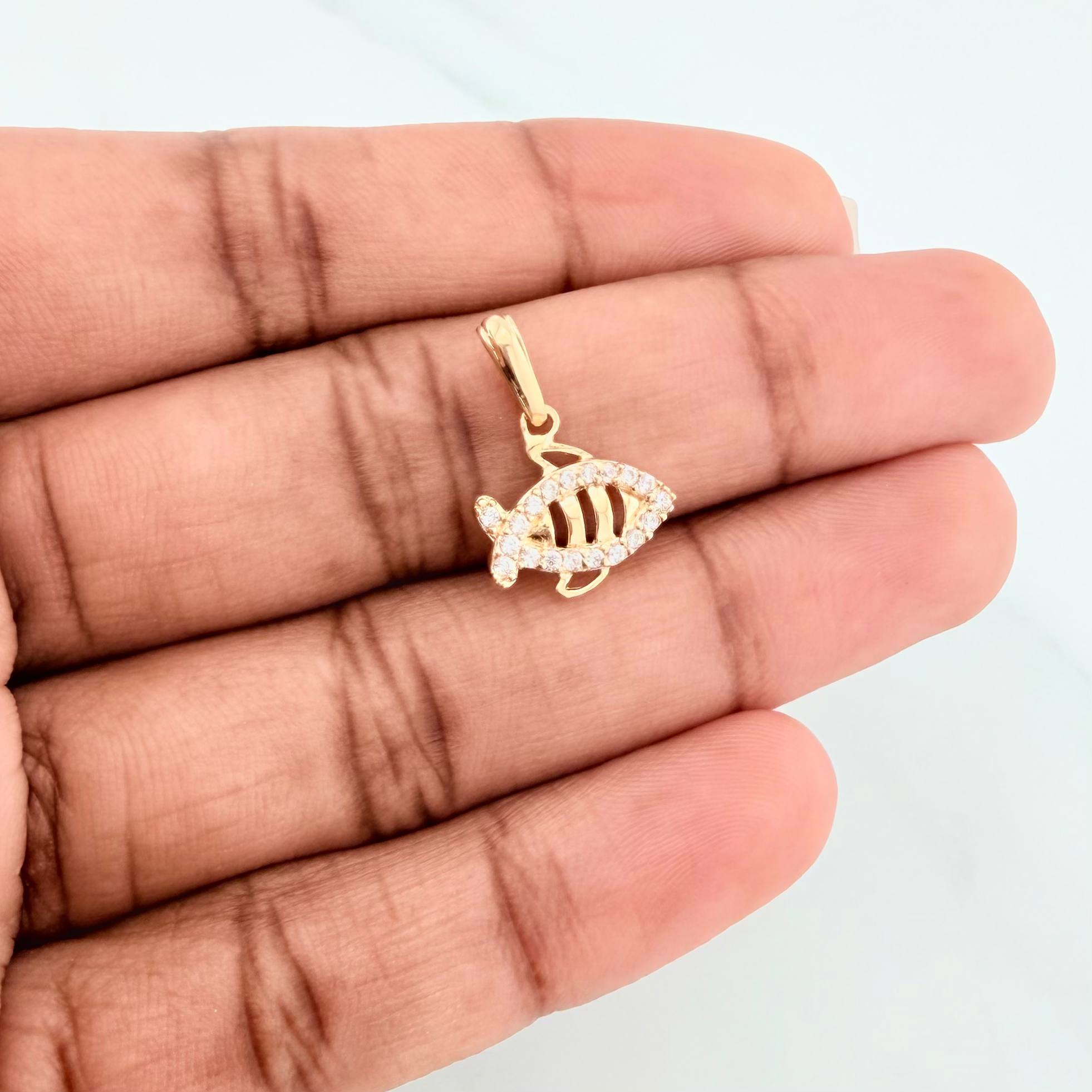 Dije  Esqueleto Pez 1.05 g / 2 cm Oro Amarillo 18K