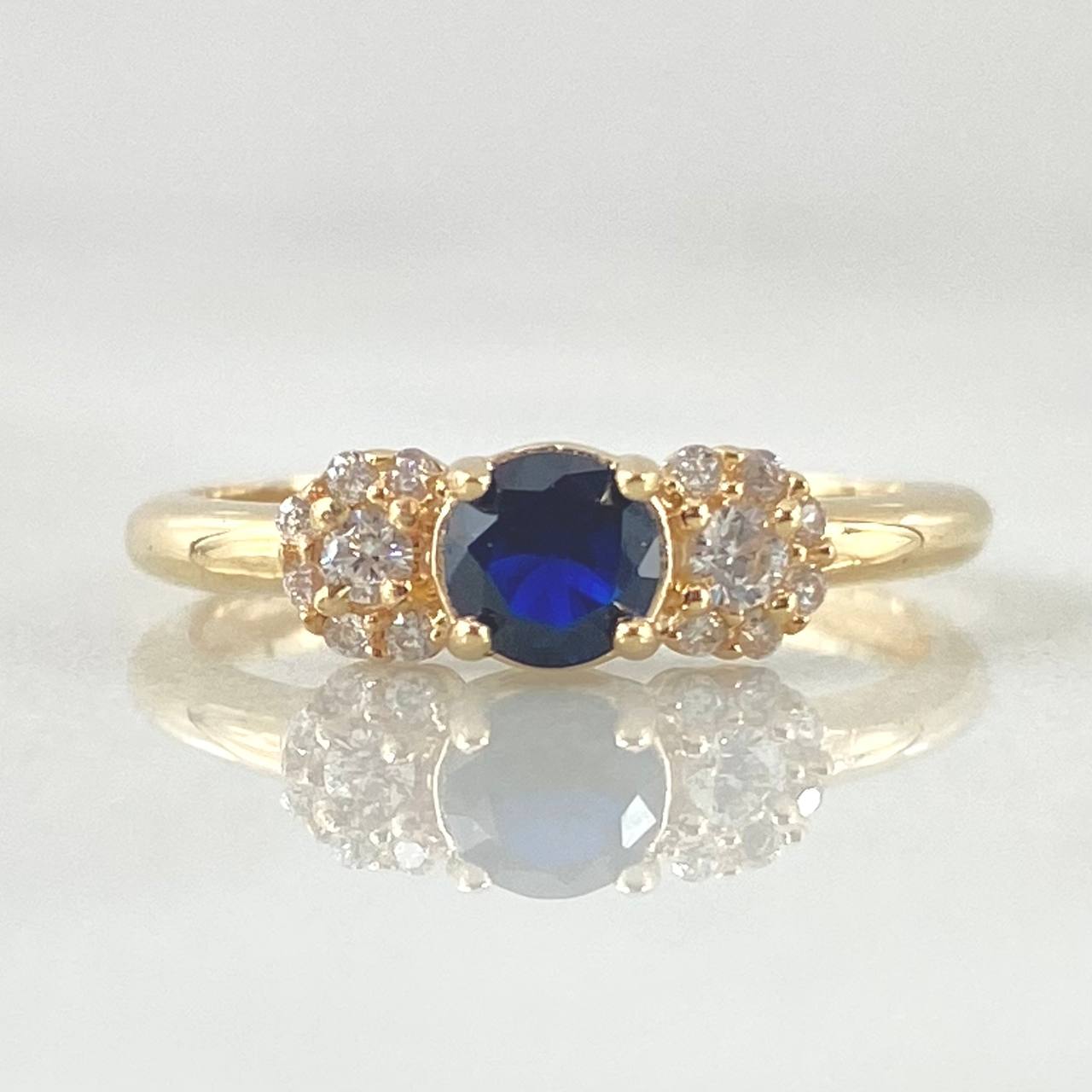 Anillo Solitario Copos Laterales 1.5gr / T4 1/2 / Oro 18K