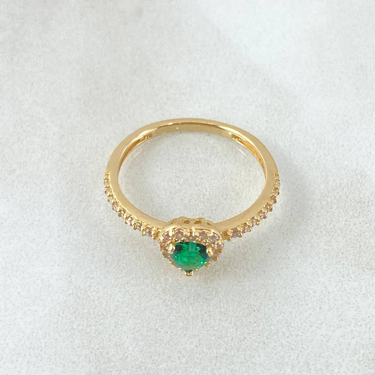 Anillo Solitario Halo Corazón 1.85gr / T7 3/4 / Oro 18K *