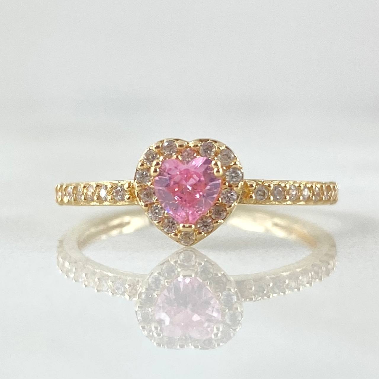 Anillo Solitario Halo Corazón 1.7gr / T5 1/4 / Oro 18K