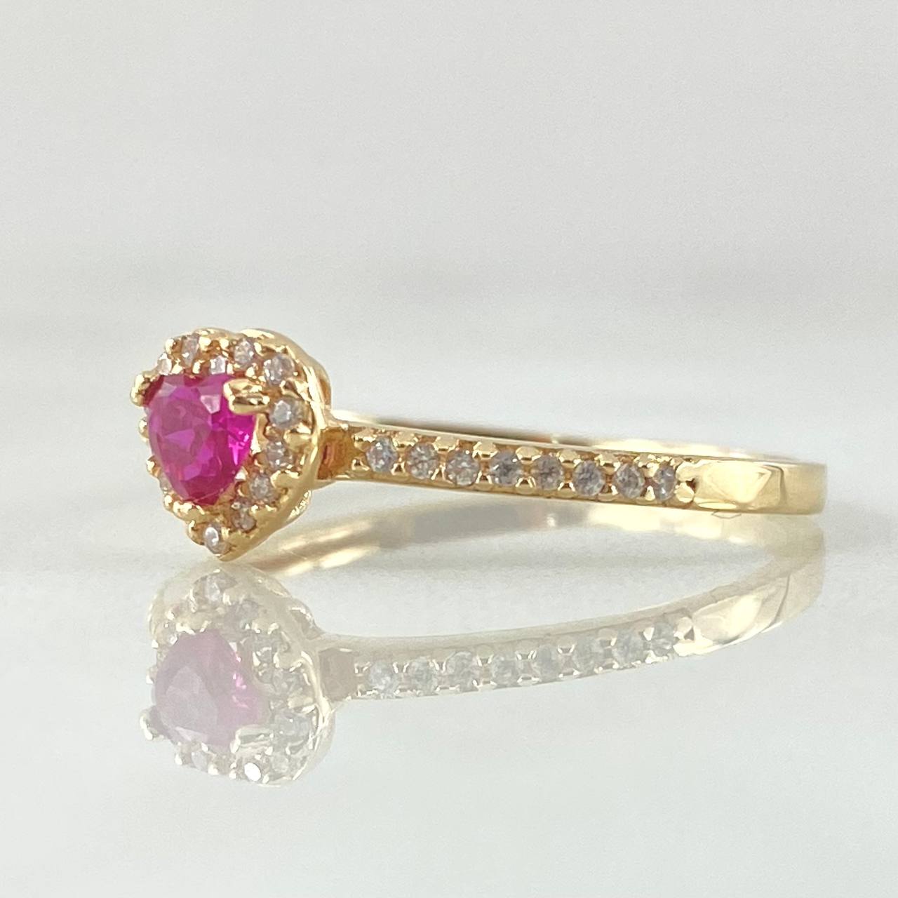Anillo Solitario Halo Corazón 1.85gr / T5 3/4 / Oro 18K