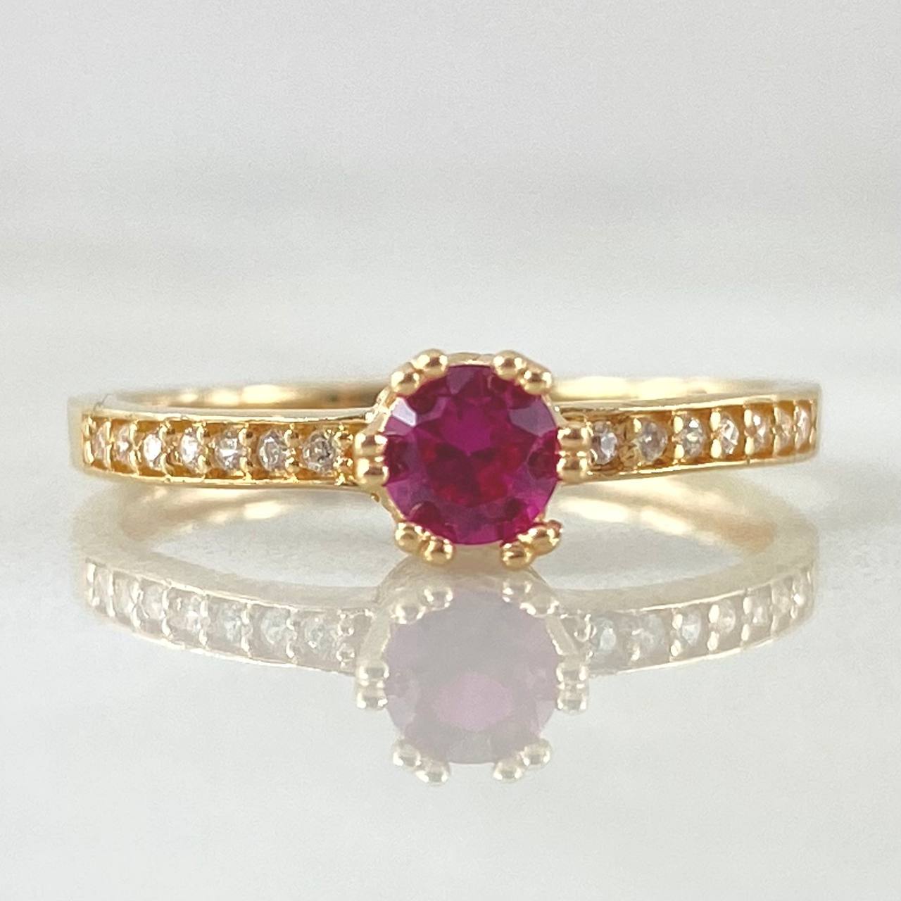 Anillo Solitario Coronado 2.1gr / T7 / Oro 18K *