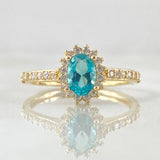 Anillo Solitario Halo Ovalo 2.35gr / T7 3/4 / Oro 18K