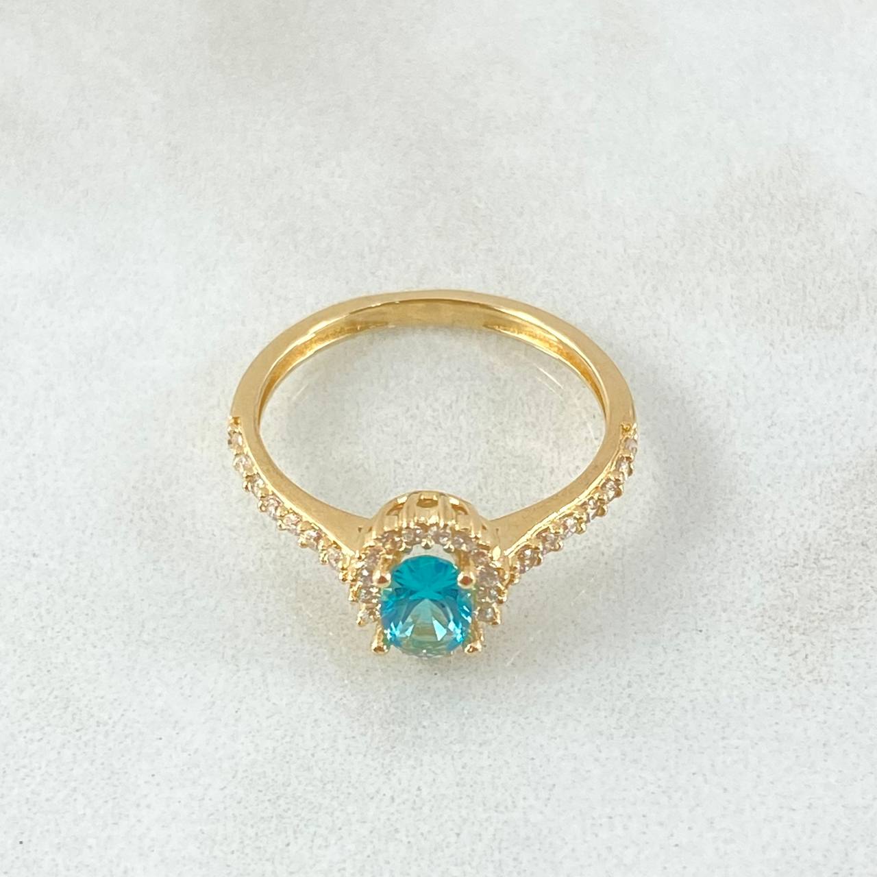 Anillo Solitario Halo Ovalo 2.35gr / T7 3/4 / Oro 18K