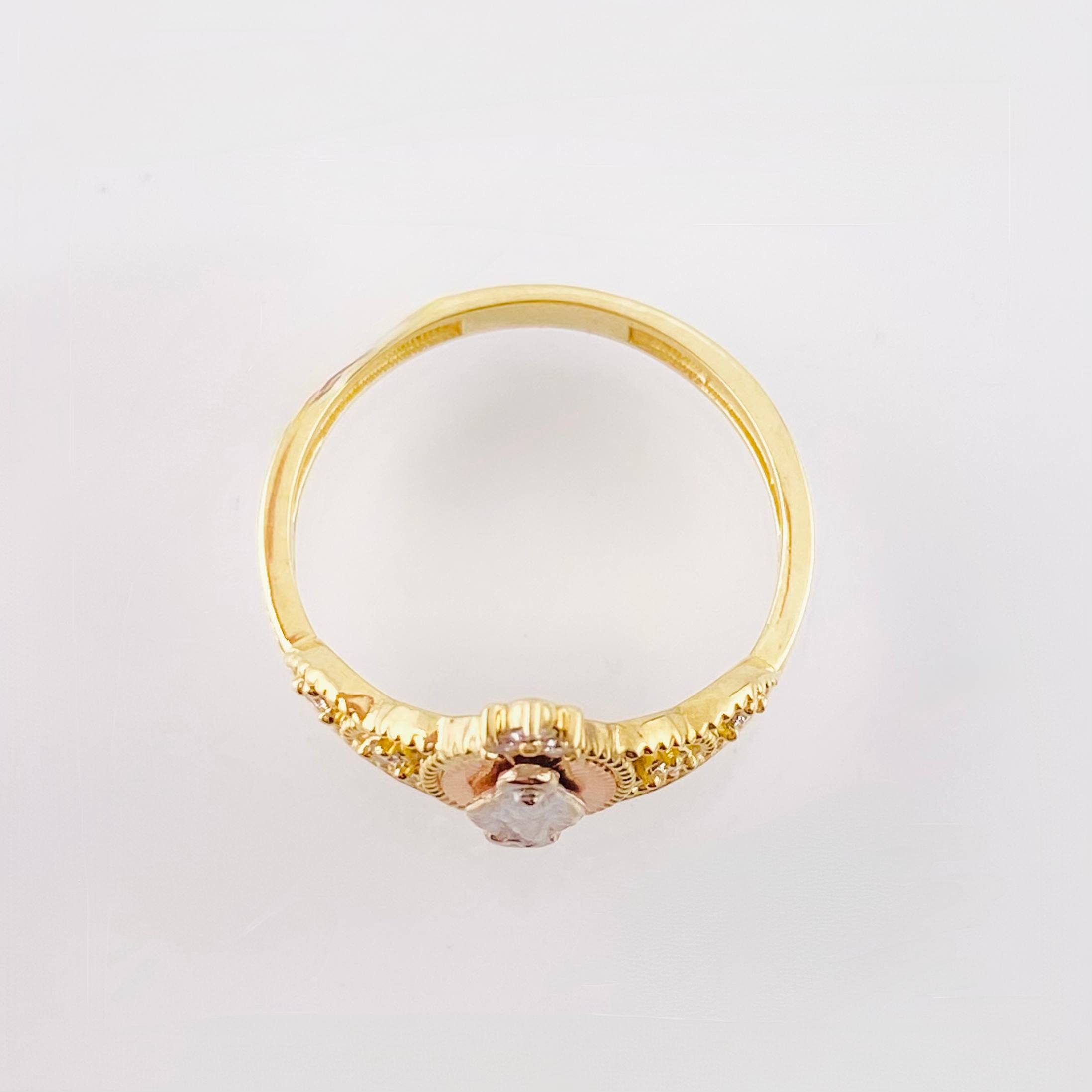 Anillo Corona Virgen Milagrosa 3.15gr / T7 1/2 / Tres Oros 18K