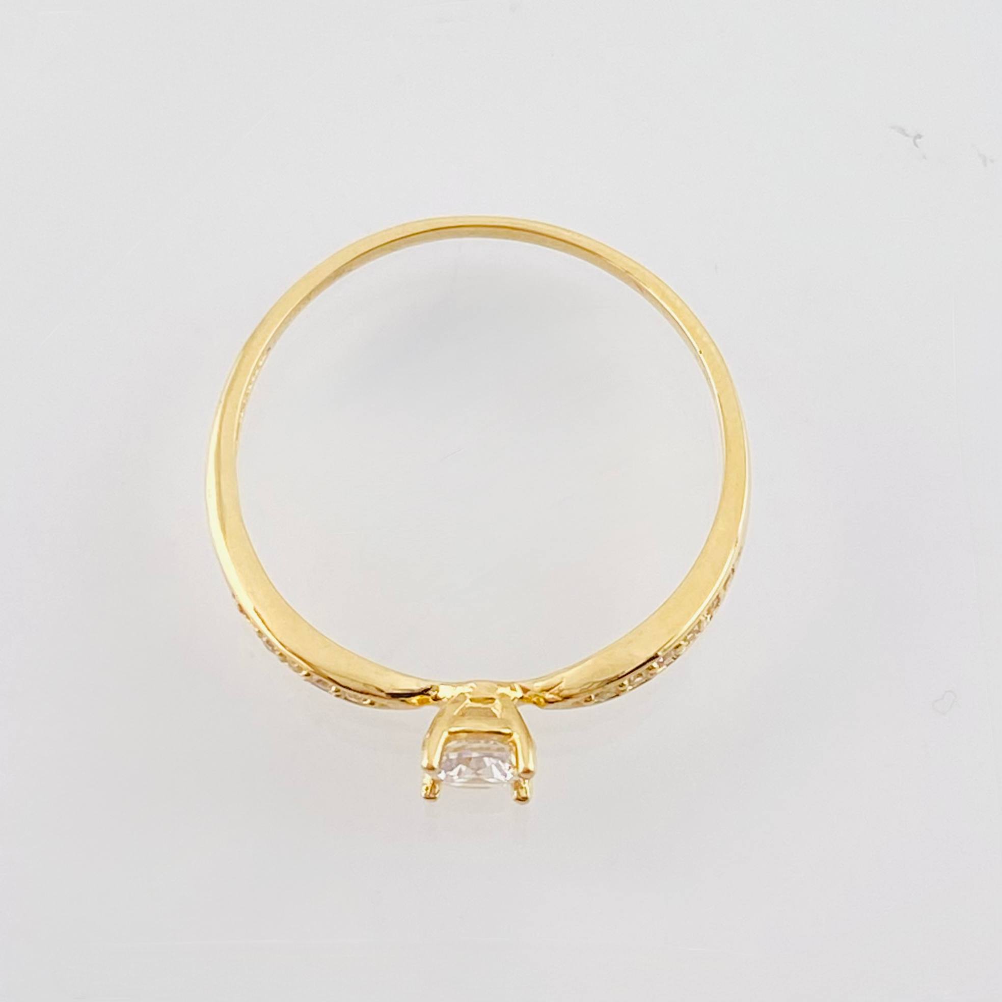 Anillo Solitario 1.4gr / T8 / Oro Amarillo 18K ©