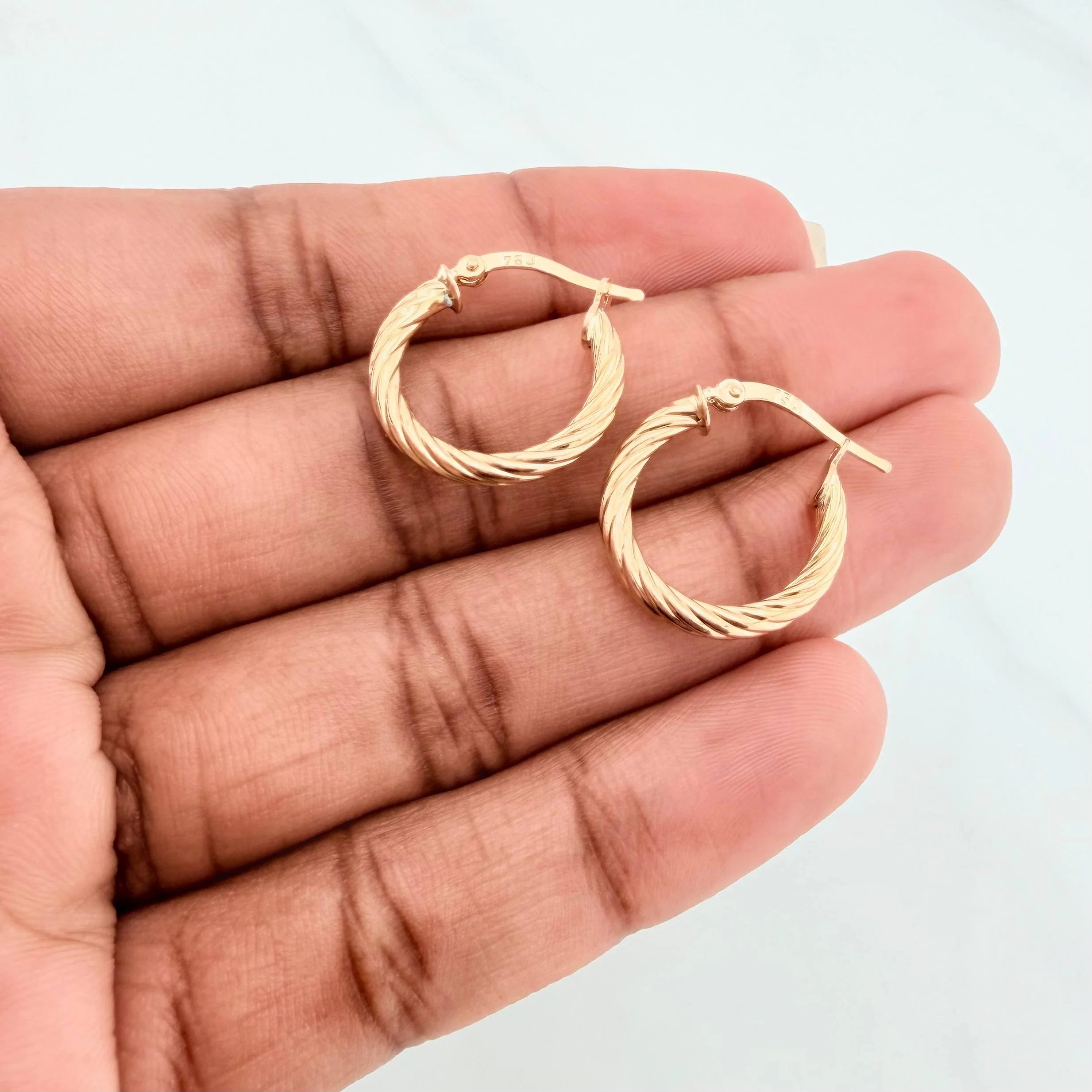 Candongas Niky 2.1 g / 2.2 cm Oro Amarillo 18K
