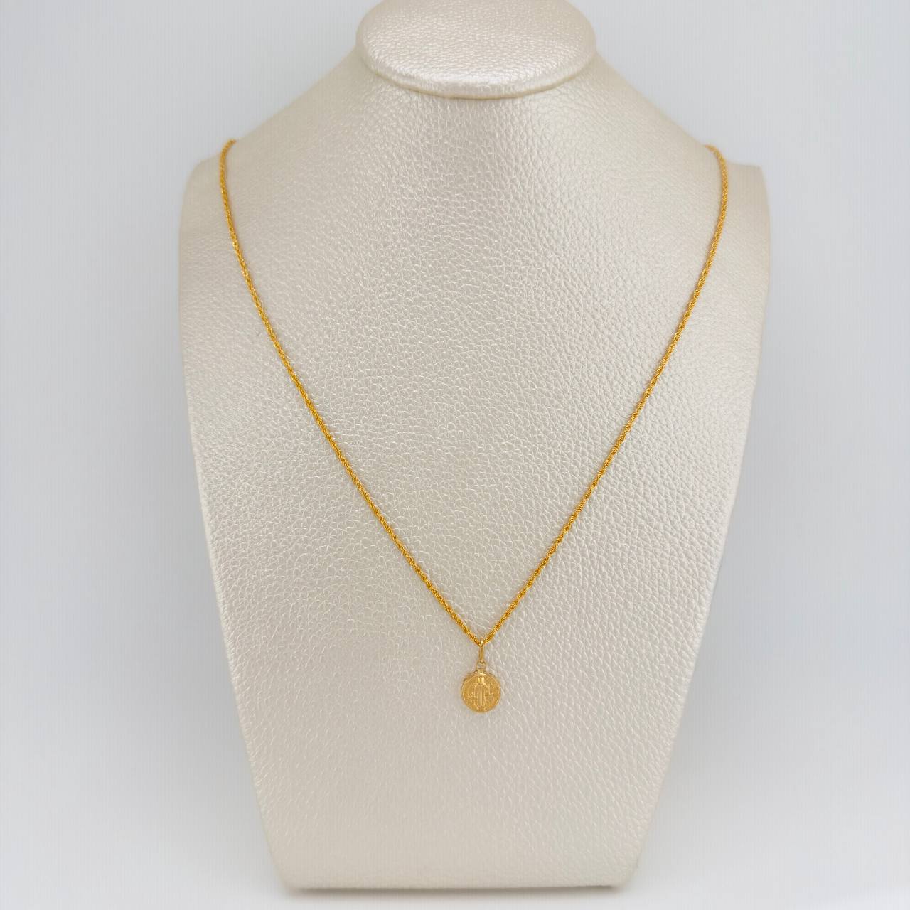 Set Cadena y Dije Lazo + San Benito 1.4gr / 50cm / 1.09mm Oro Amarillo 18K (Oferta) $