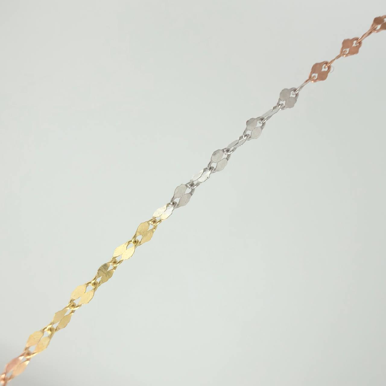 Set Cadena y Dije Flor Espejo + Cruz 1.15gr / 45.2cm / 1.52mm Tres Oros 18K (Oferta) $