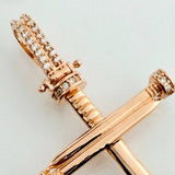 Dije Cruz Clavo 4.15gr / 4.6cm / Oro Rosa 18K $