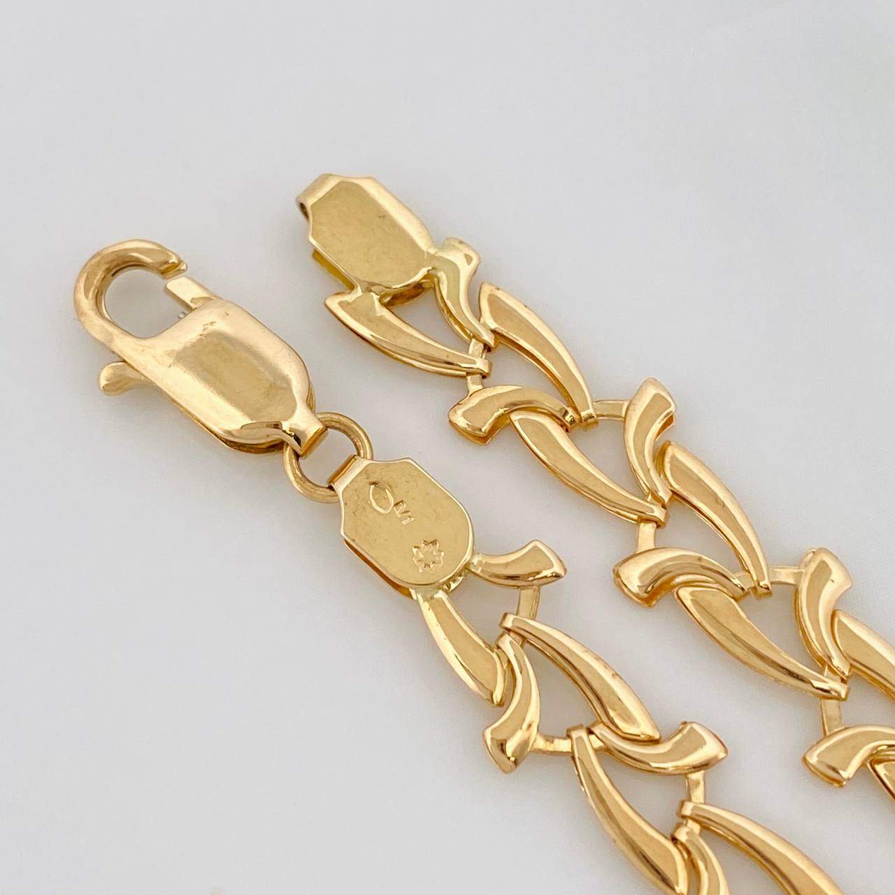 Pulso Espinas 6.05g / 20cm / 4.4mm Oro Amarillo 18K