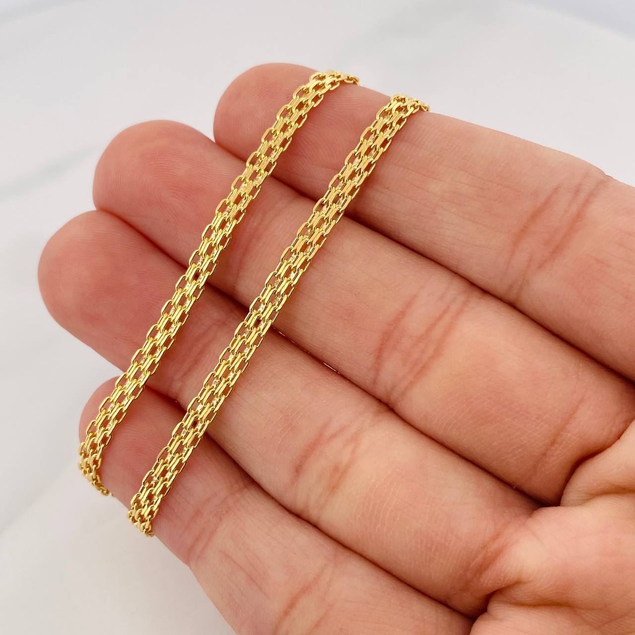 Cadena China 5.3g / 60cm / 2.89mm Oro Amarillo 18K