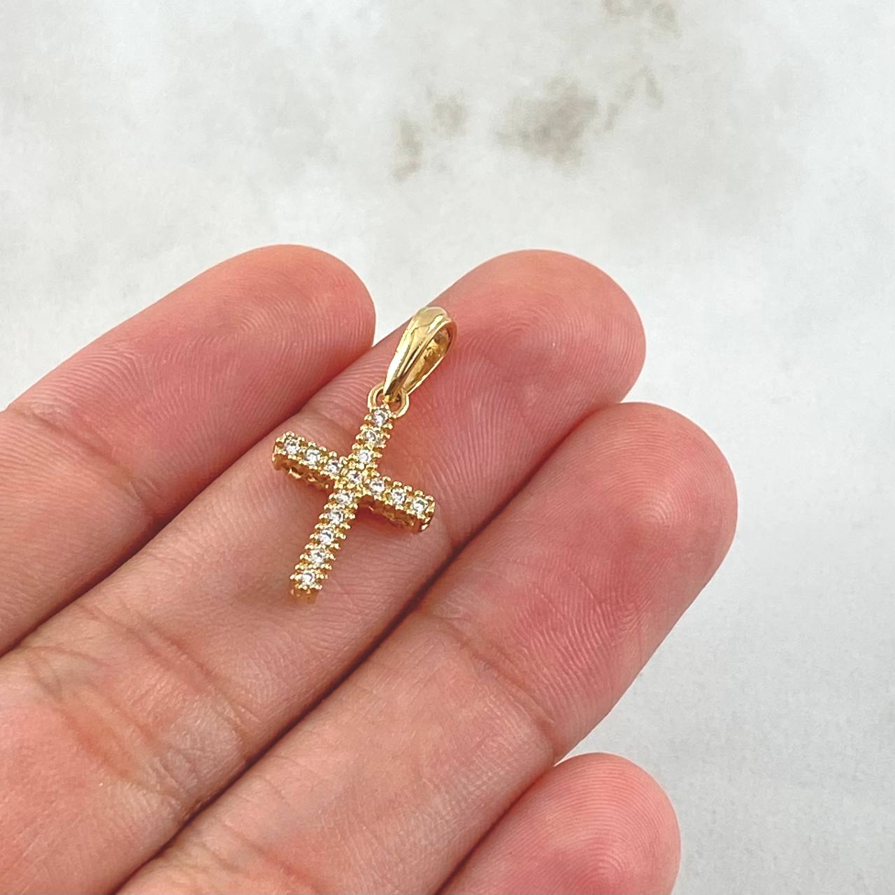 Dije Cruz Tupida 1.3gr / 2.4cm / Oro 18K *