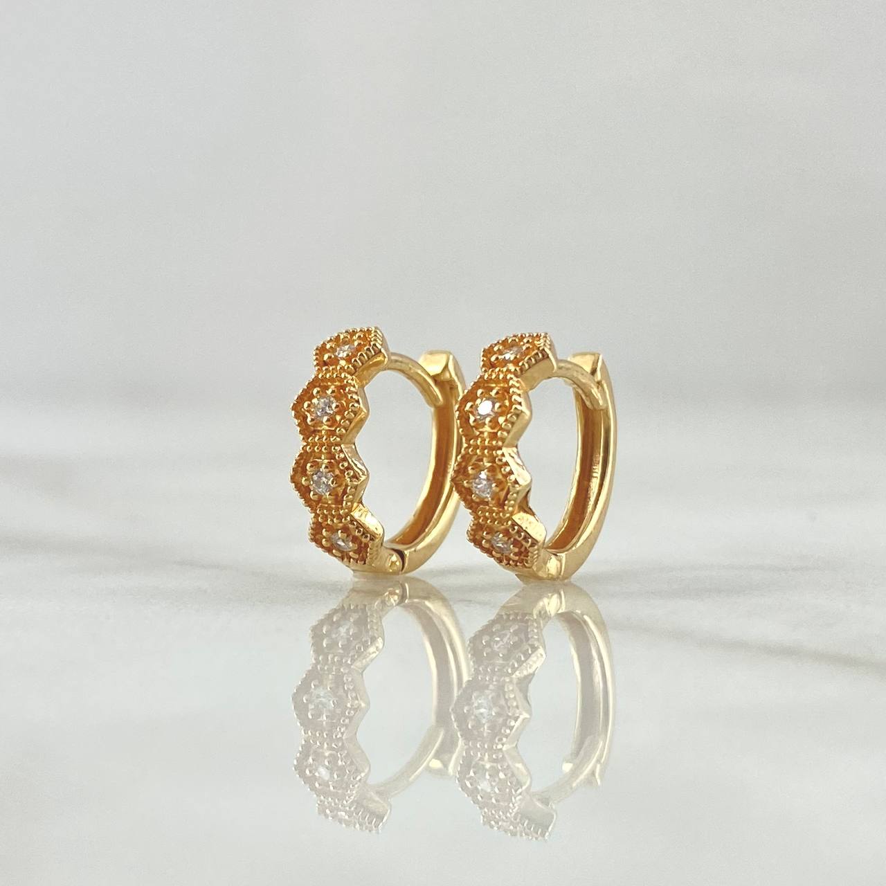 Candongas Panal 2.2gr / Circones Blancos Oro Amarillo 18K *