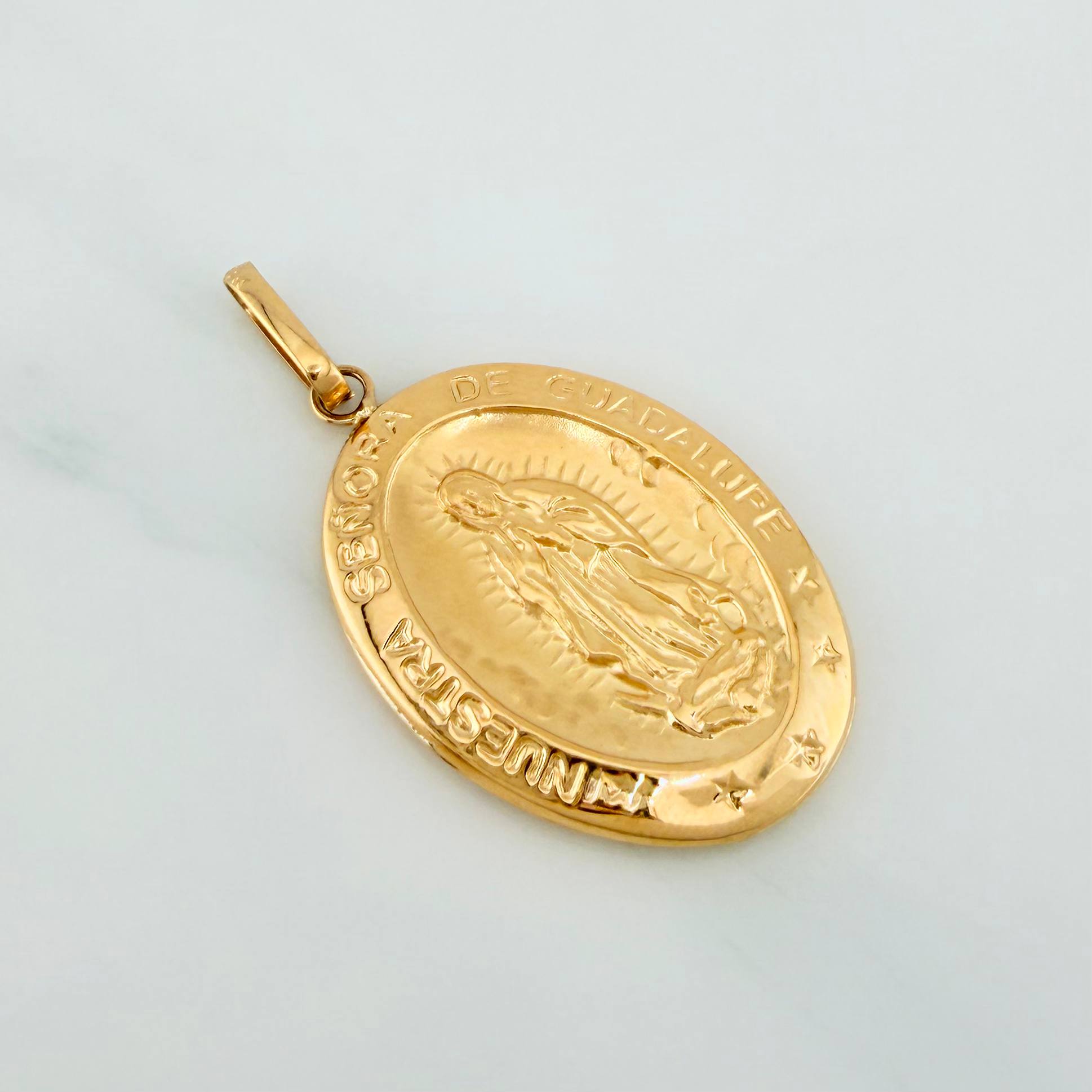 Dije Virgen De Guadalupe 3.2 g / 4.3 cm Oro Amarillo 18K