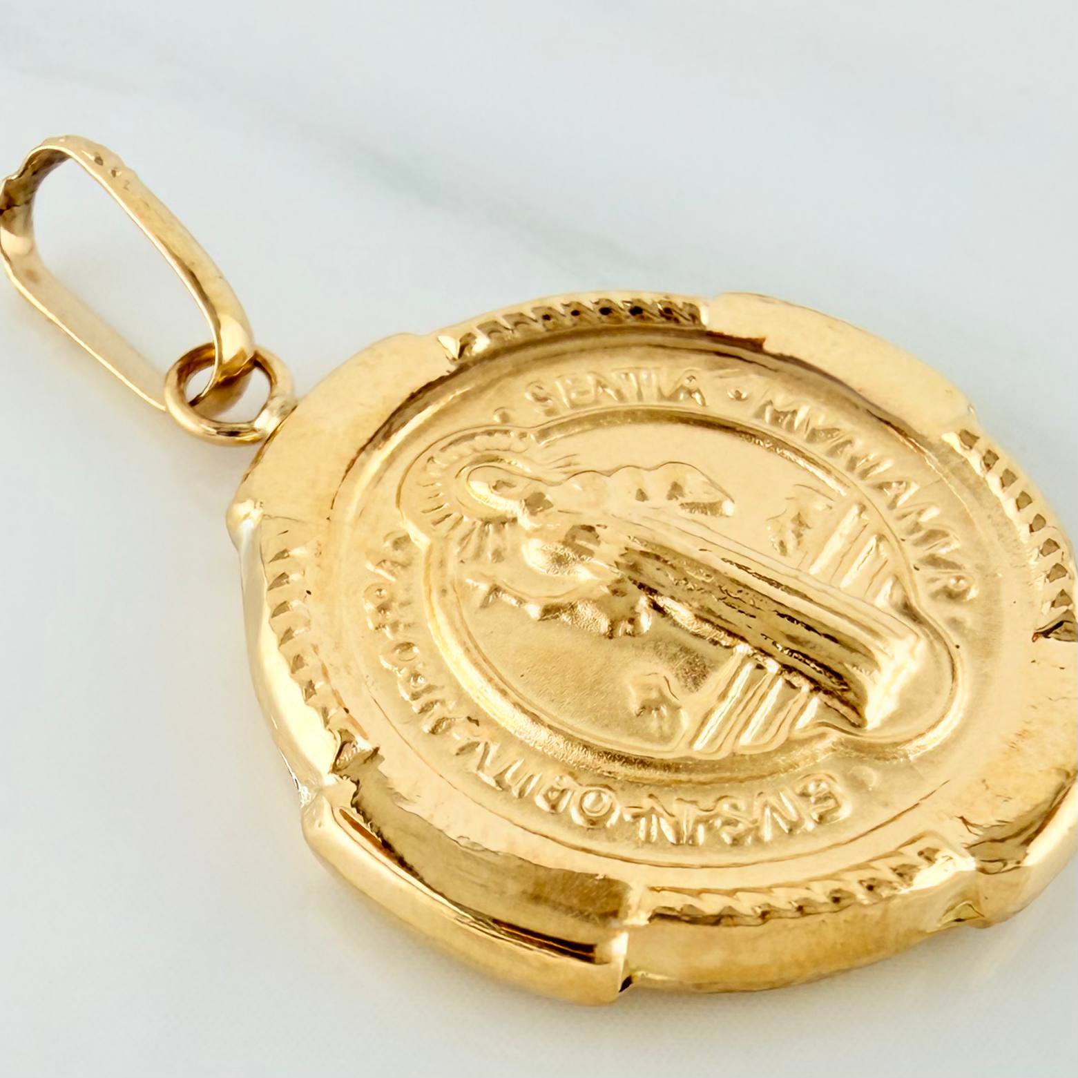 Dije San Benito 1.95 g / 3 cm Oro Amarillo 18K