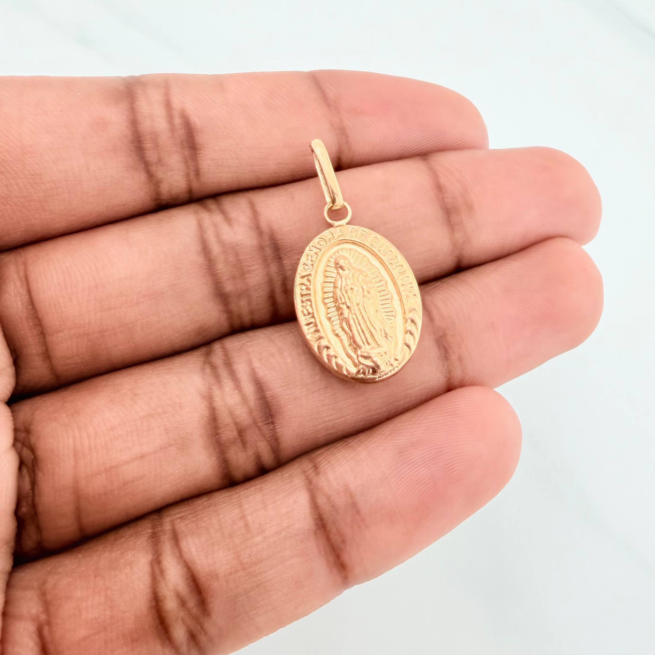 Dije Virgen De Guadalupe 1.1 g / 2.7 cm Oro Amarillo 18K