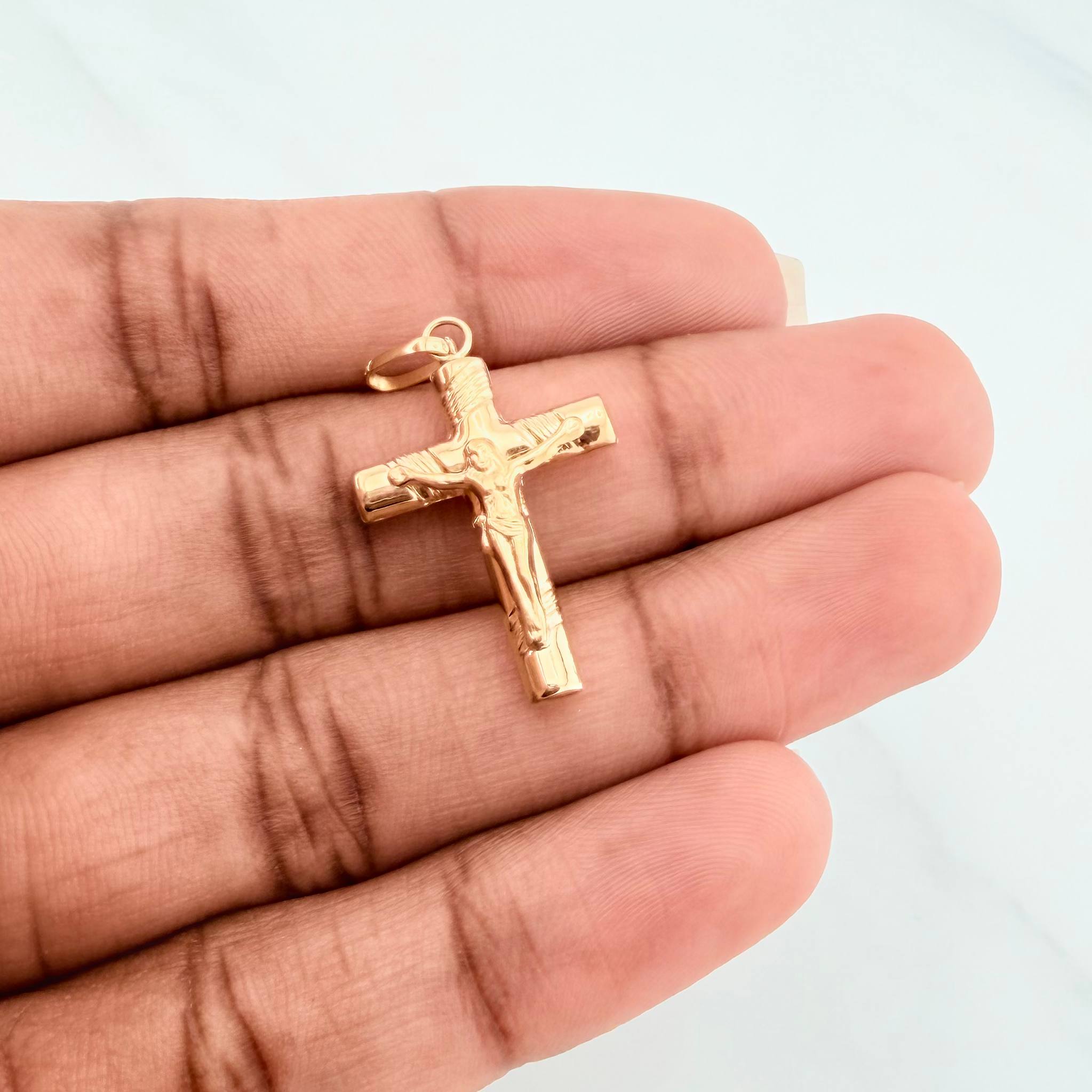 Dije Cruz Cristo 1.3 g / 3.2 cm Oro Amarillo 18K