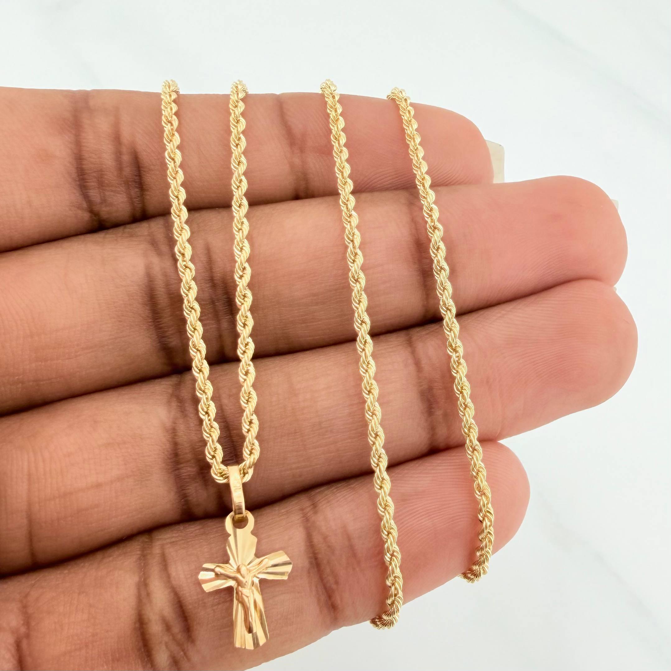 Set Cadena Lazo + Dije Cruz Diamantada / 2,65gr / 60.3 cm Oro Amarillo 18K