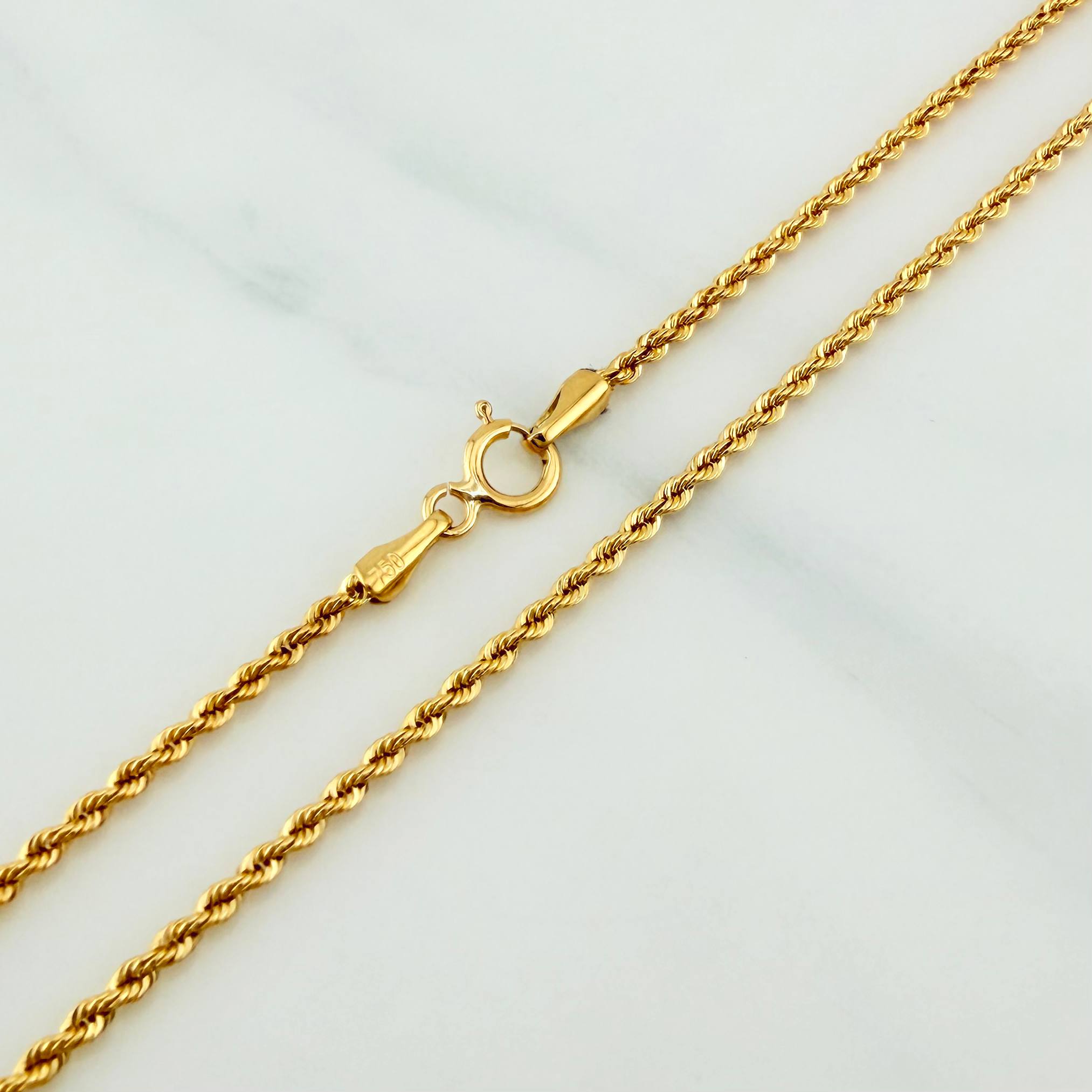 Set Cadena Lazo + Dije Herradura Caballo / 3,6gr / 60.3 cm Oro Amarillo 18K
