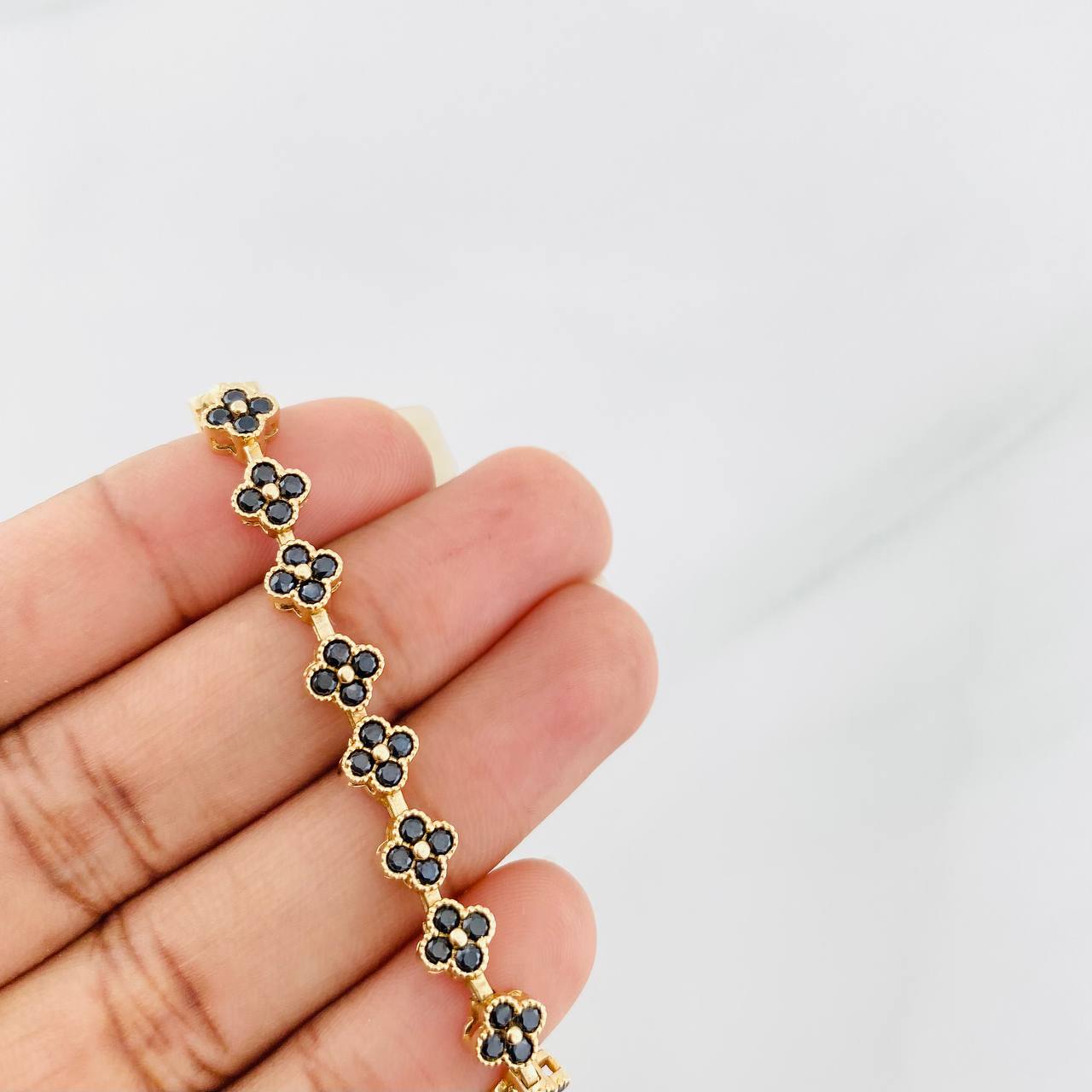 Pulso Flores 11.25g / 17.6cm / 6mm Oro Amarillo 18K