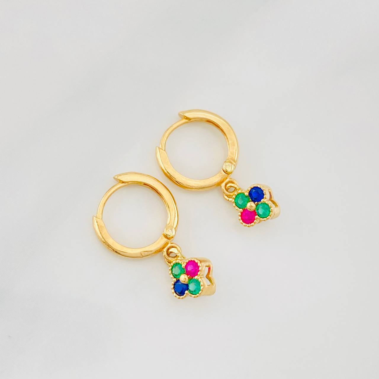 Candongas Flores 2.2g / 1.9cm Oro Amarillo 18K