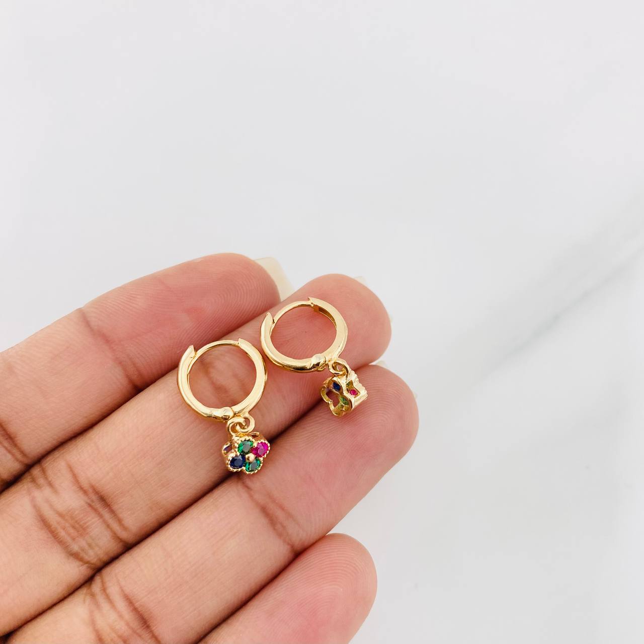 Candongas Flores 2.2g / 1.9cm Oro Amarillo 18K