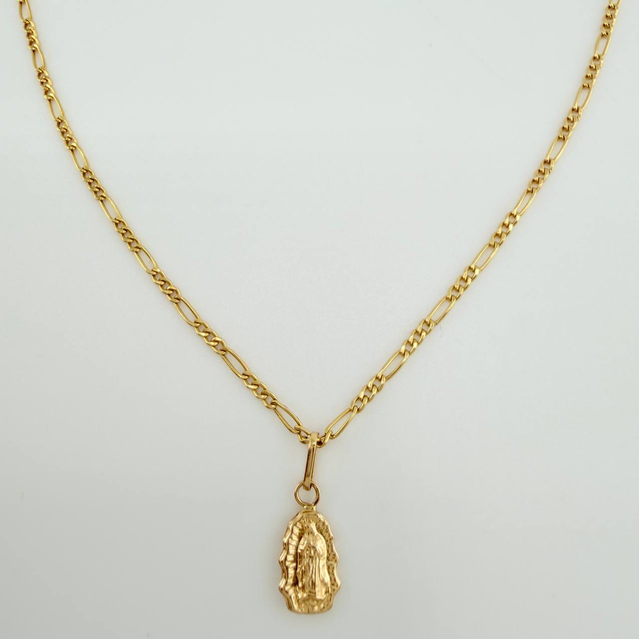 Set Cadena y Dije Figaro + Virgen Guadalupe 1.7gr / 50cm / 1.37mm Oro Amarillo 18K (Oferta) $