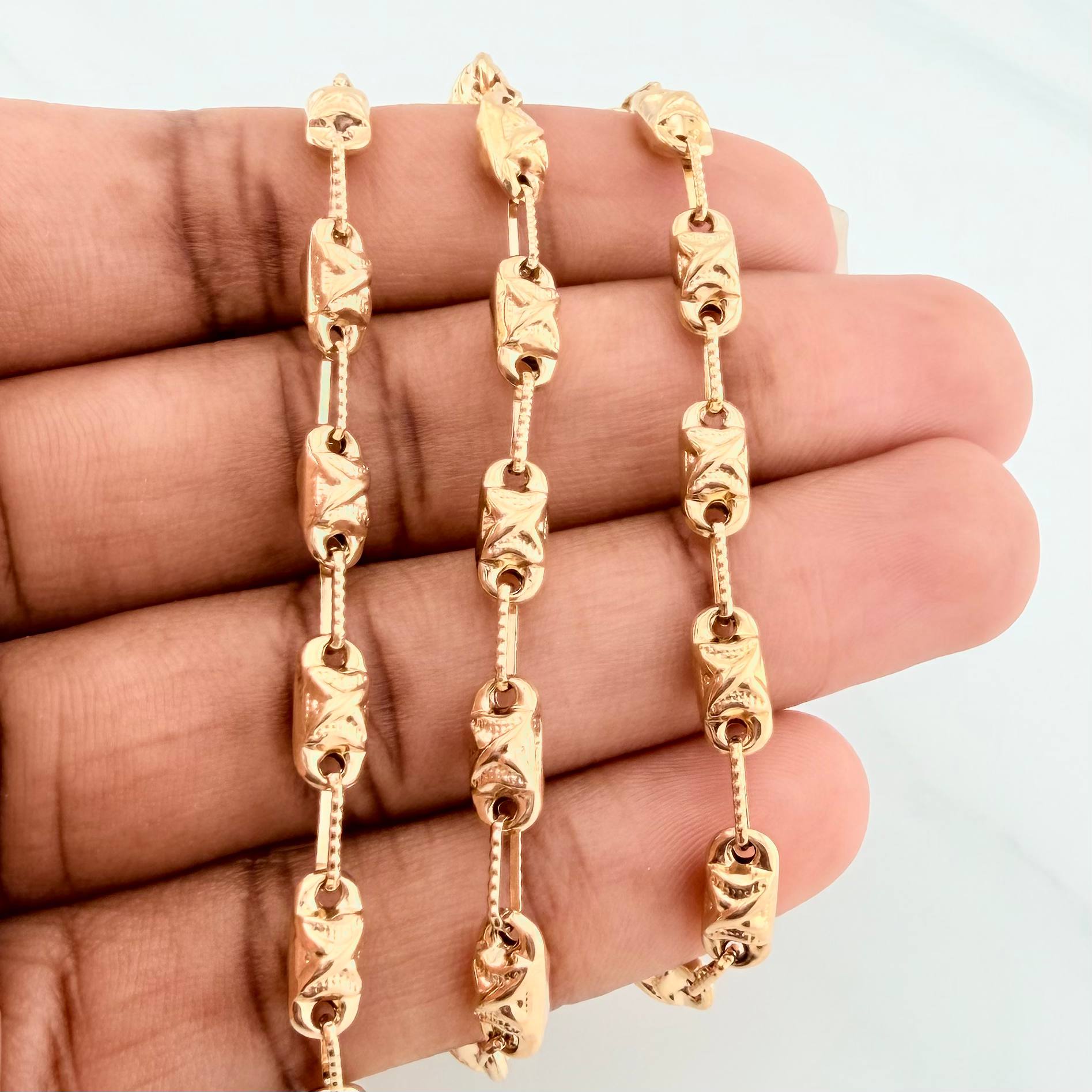 Cadena Rustica X 14.1 g / 62 cm / 3.9 mm Oro Amarillo 18K