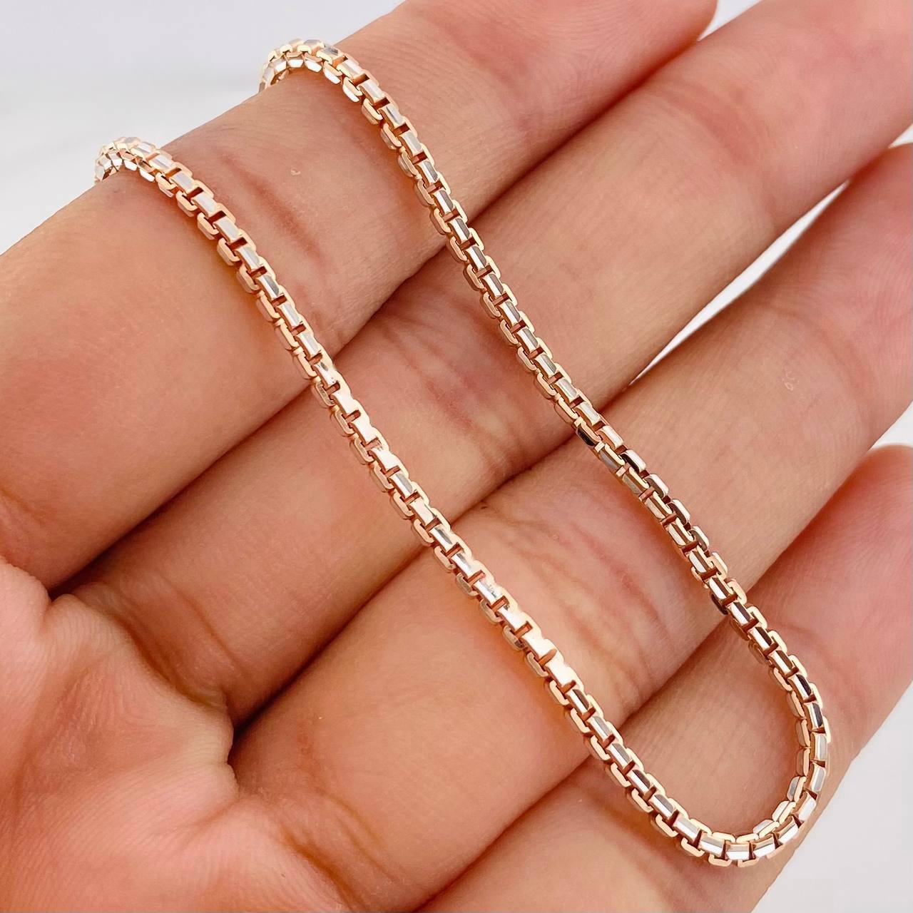 Cadena Veneciana 17.85g / 60cm / 1.8mm Dos Oros Blanco Rosa 18K