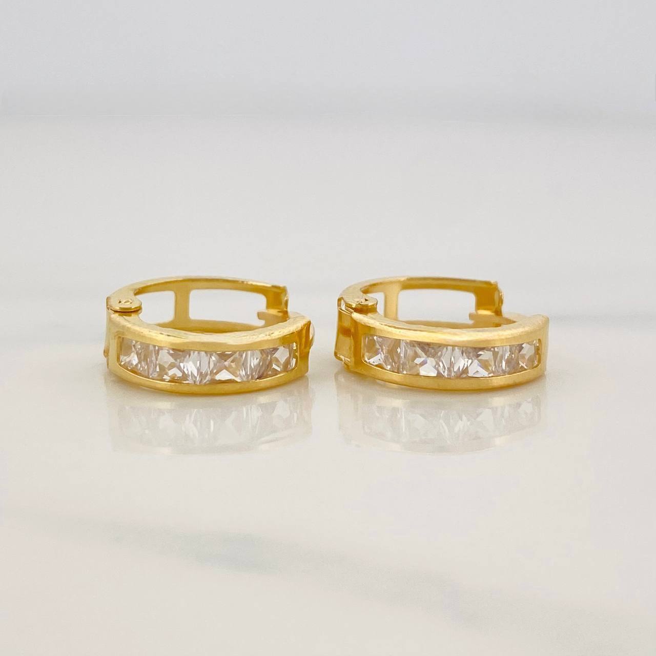 Candongas Carril 1.65g / 1.02cm Oro Amarillo 18K
