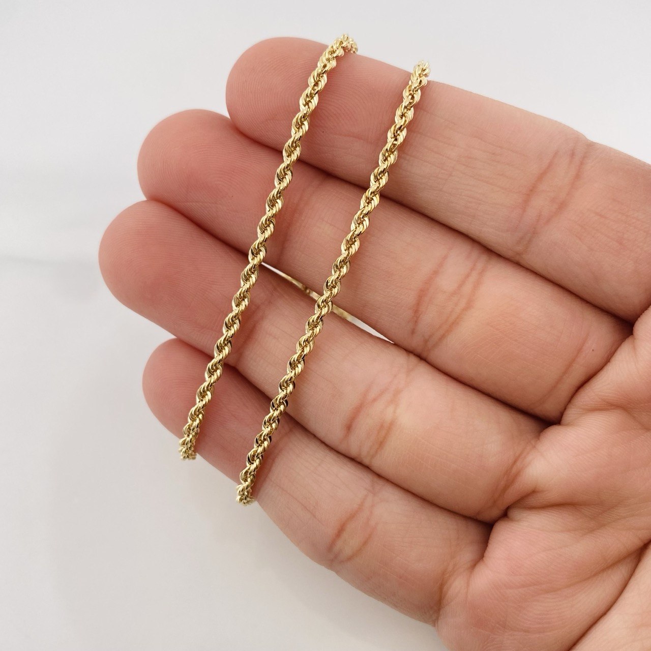 Cadena Lazo 2.9g / 45cm / 2.15mm Oro Amarillo 18K