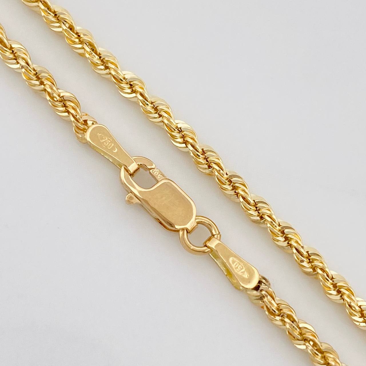 Cadena Lazo 3.35g / 50cm / 2.15mm Oro Amarillo 18K