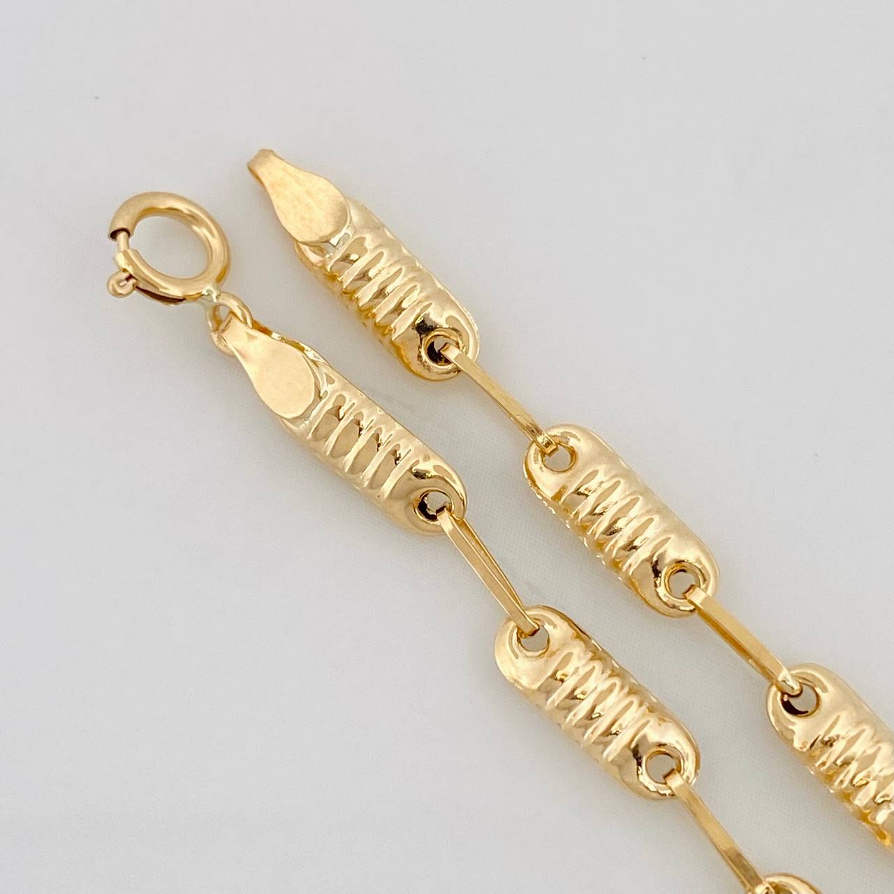 Tobillera Rustica Barril 3.7g / 25.05cm / 3.16mm Oro Amarillo 18K