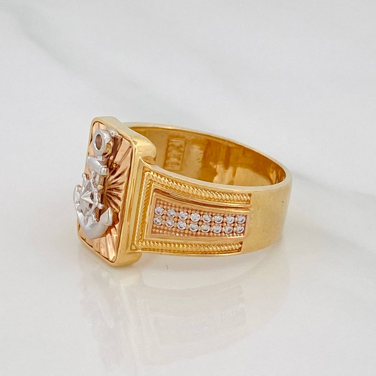 Anillo Ancla 8.1g / T10 1/2 Tres Oros 18K