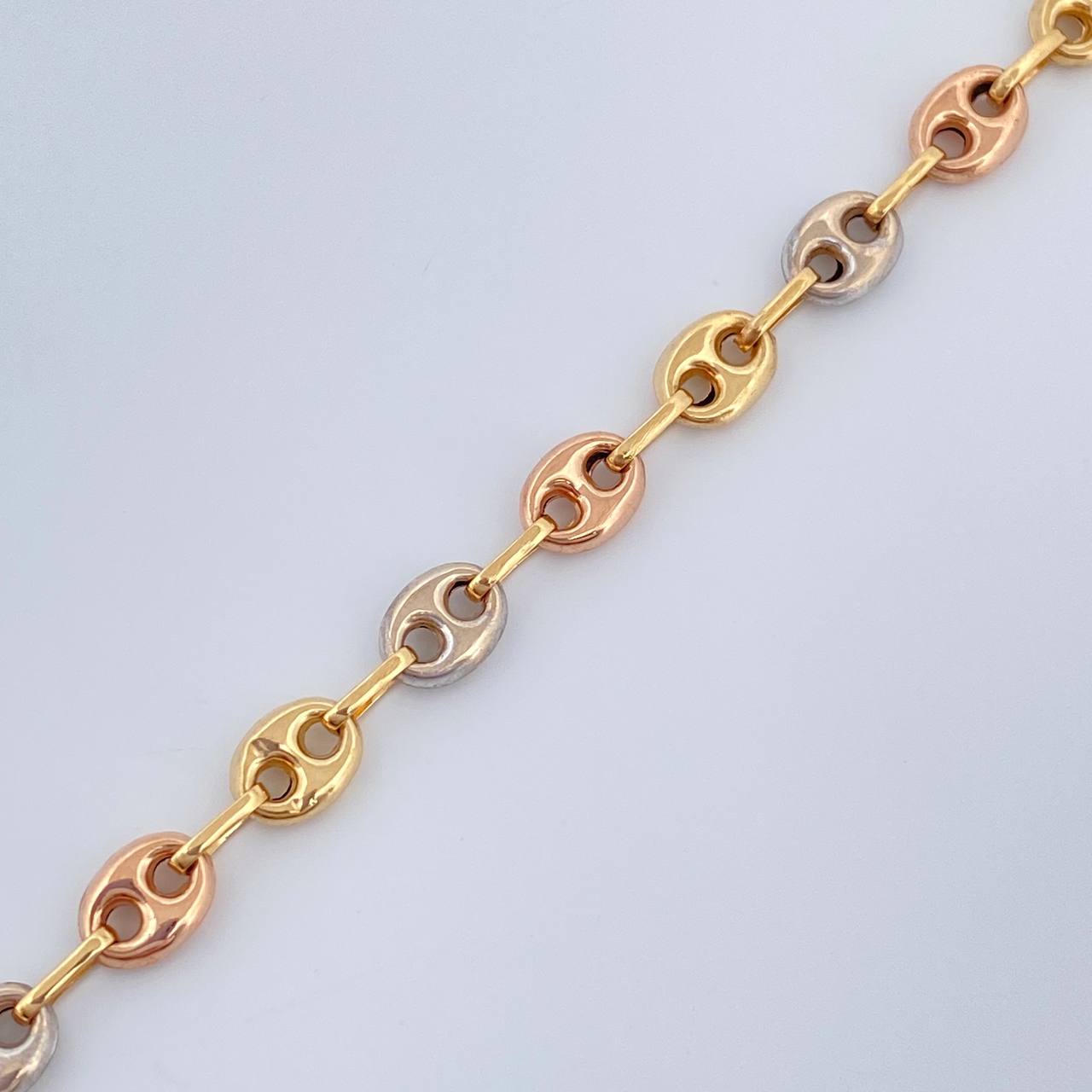 Pulso GC 3.85gr / 20.7cm / Tres Oros 18K $