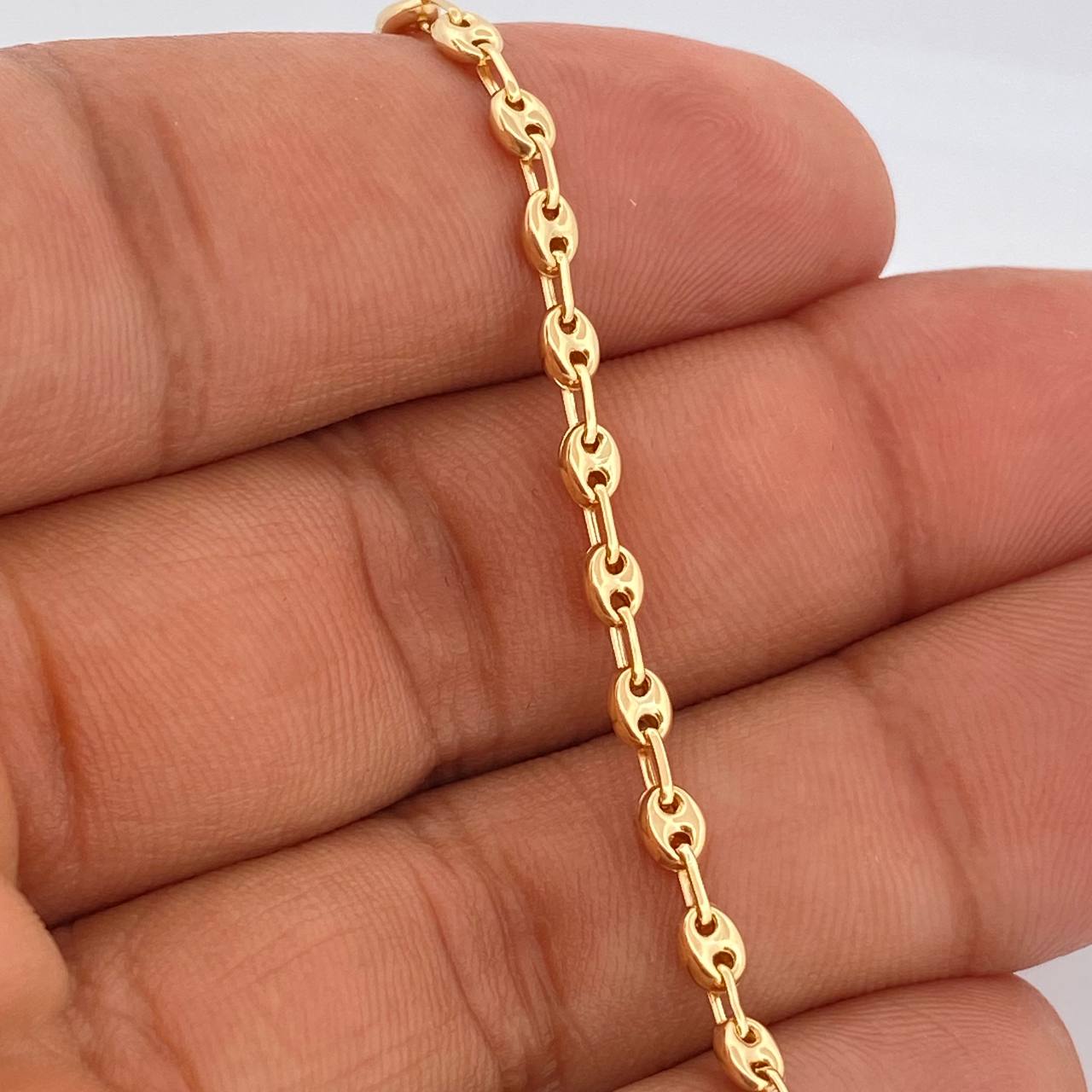 Pulso GC 2.2gr / 17.7cm / Oro Amarillo 18K $