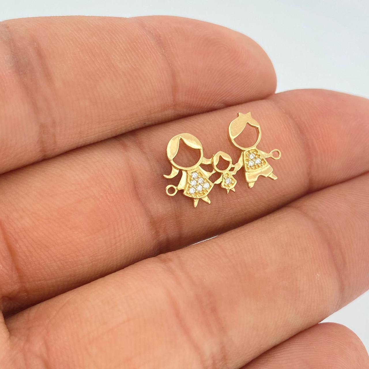 Herraje Familia 1.05gr / 2.9cm / Oro Amarillo 18K $