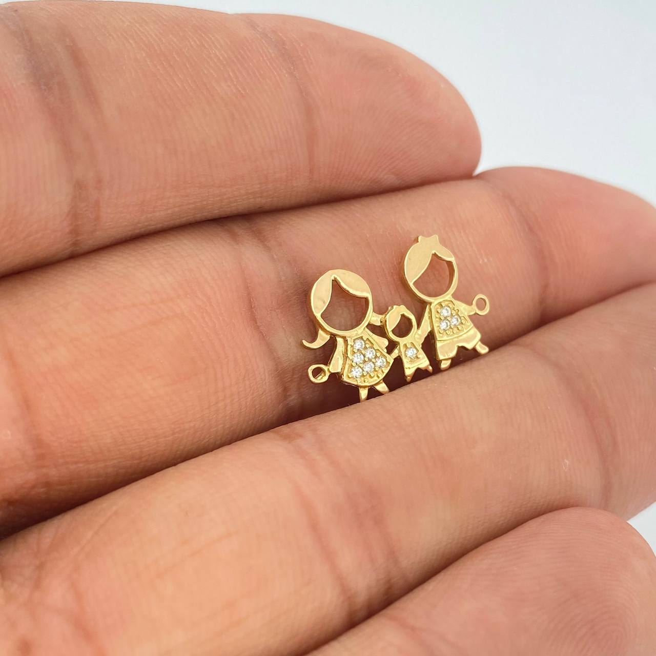 Herraje Familia 1.15gr / 2.7cm / Oro Amarillo 18K $