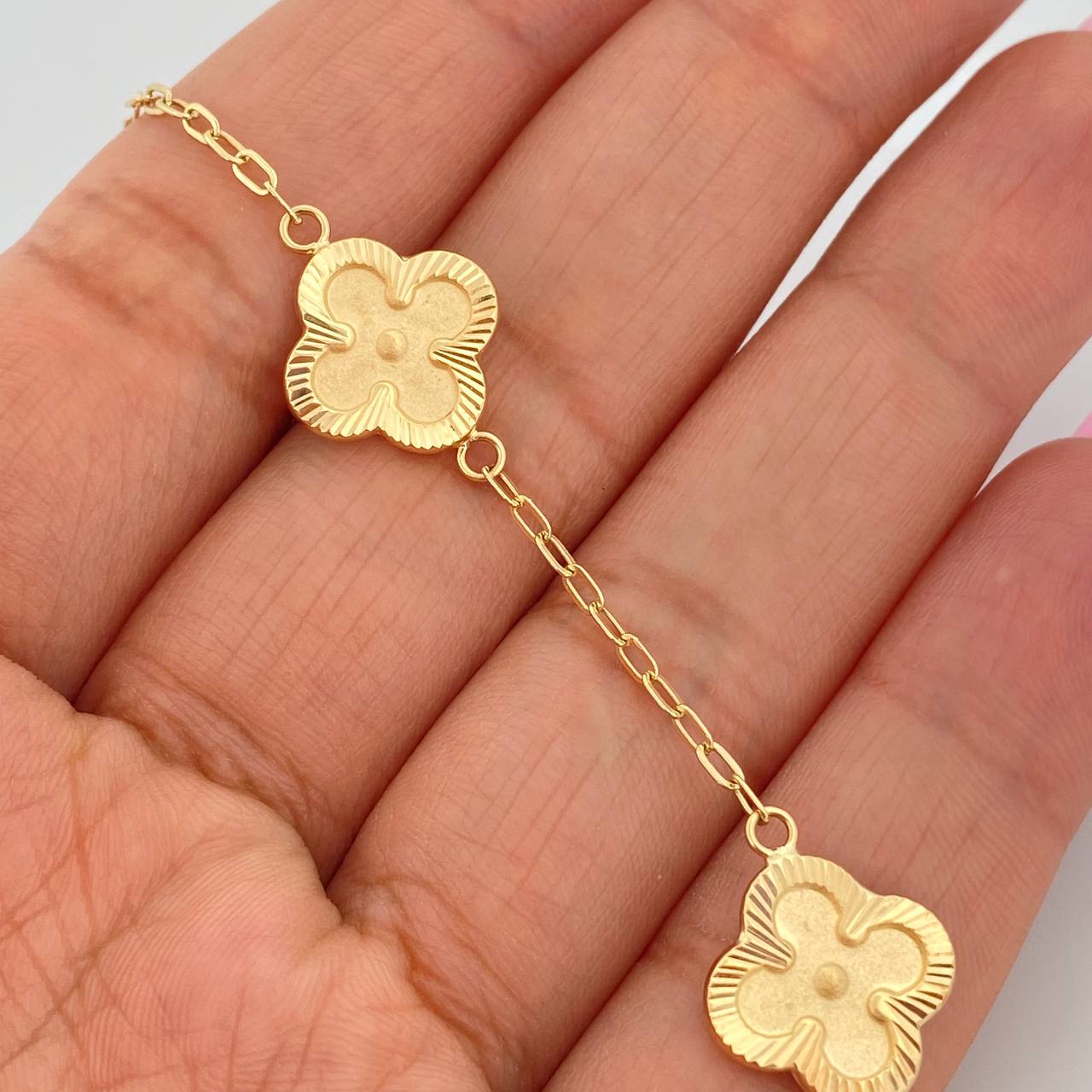 Pulso Aro Seguido Trebol 3.85gr / 19cm / Oro Amarillo 18K &