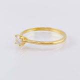 Anillo Solitario 1.6gr / T7 1/2 / Oro Amarillo 18K
